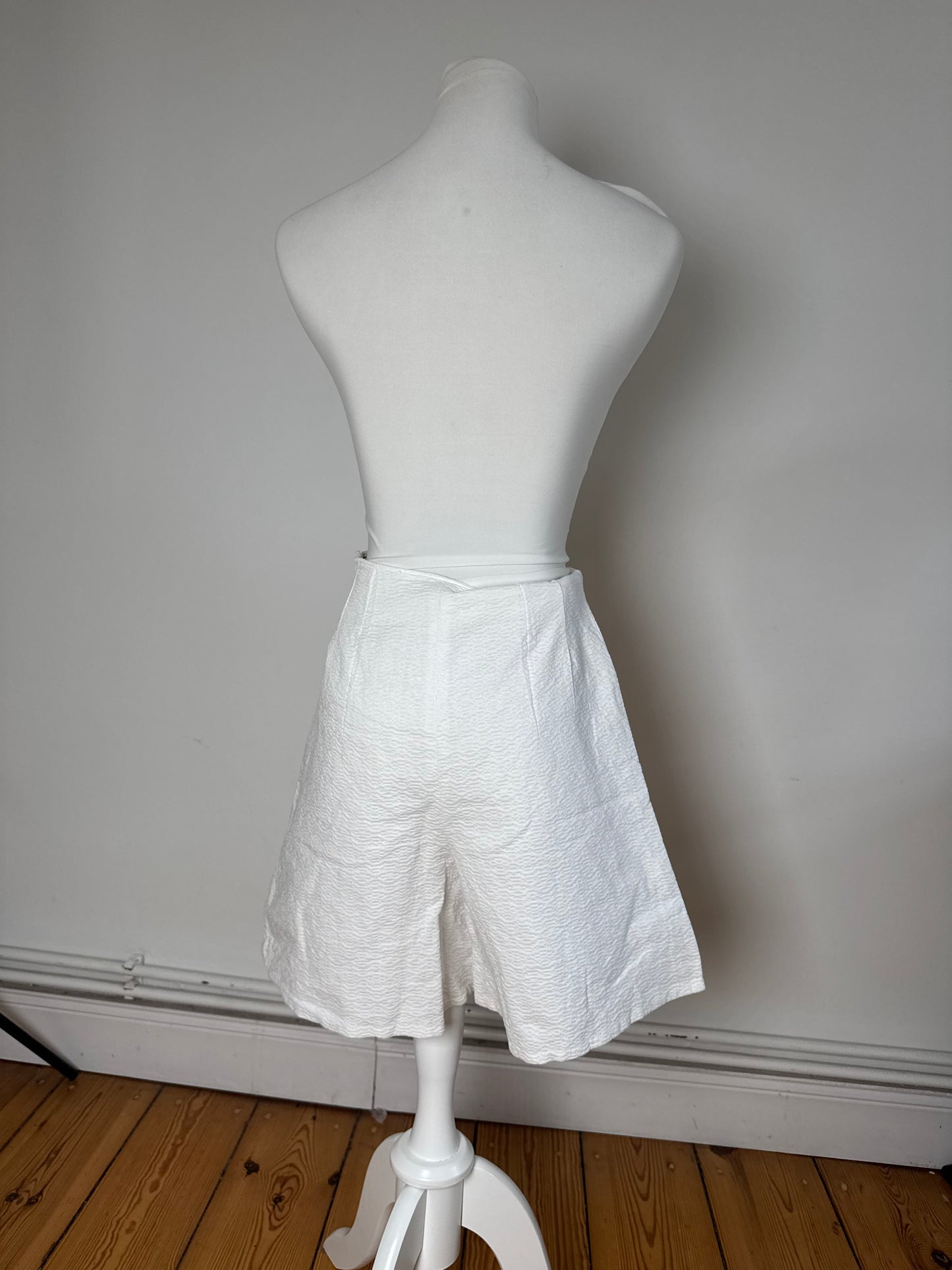 Vintage Balenciaga Shorts 38/M White