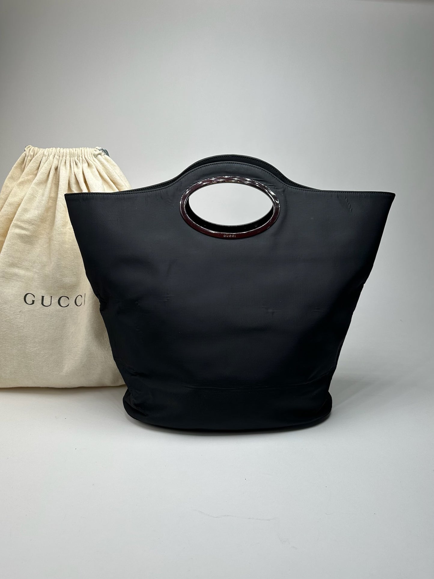 Vintage Gucci bucket bag black