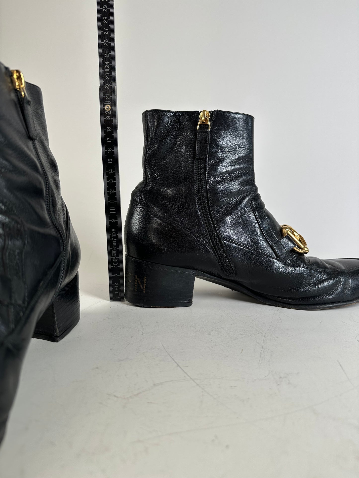 Vintage Gucci Men's Leather Ankle Boots Black Gold EU9.5