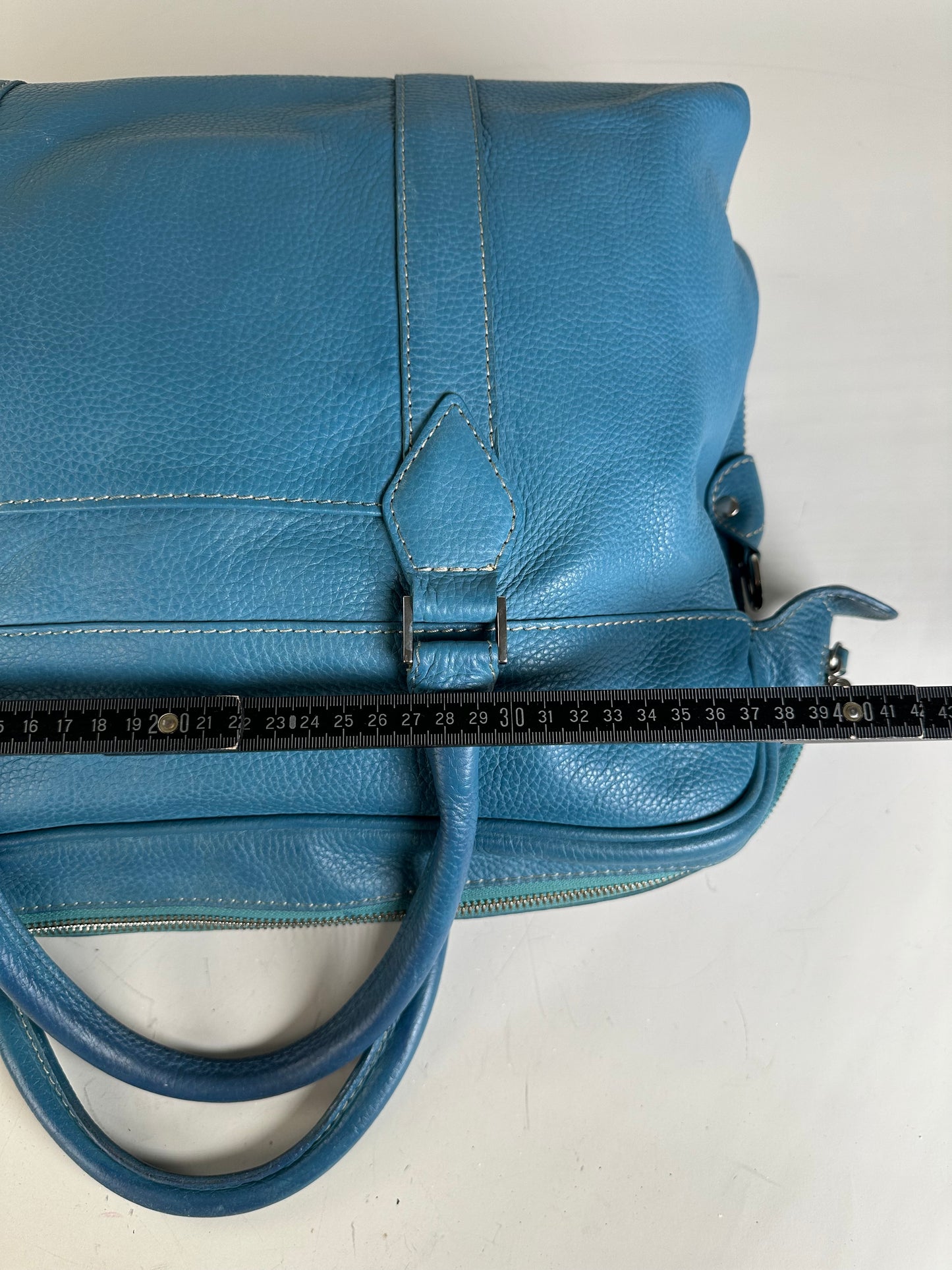 Vintage Destinys Textured Leather Duffle Bag Light Blue