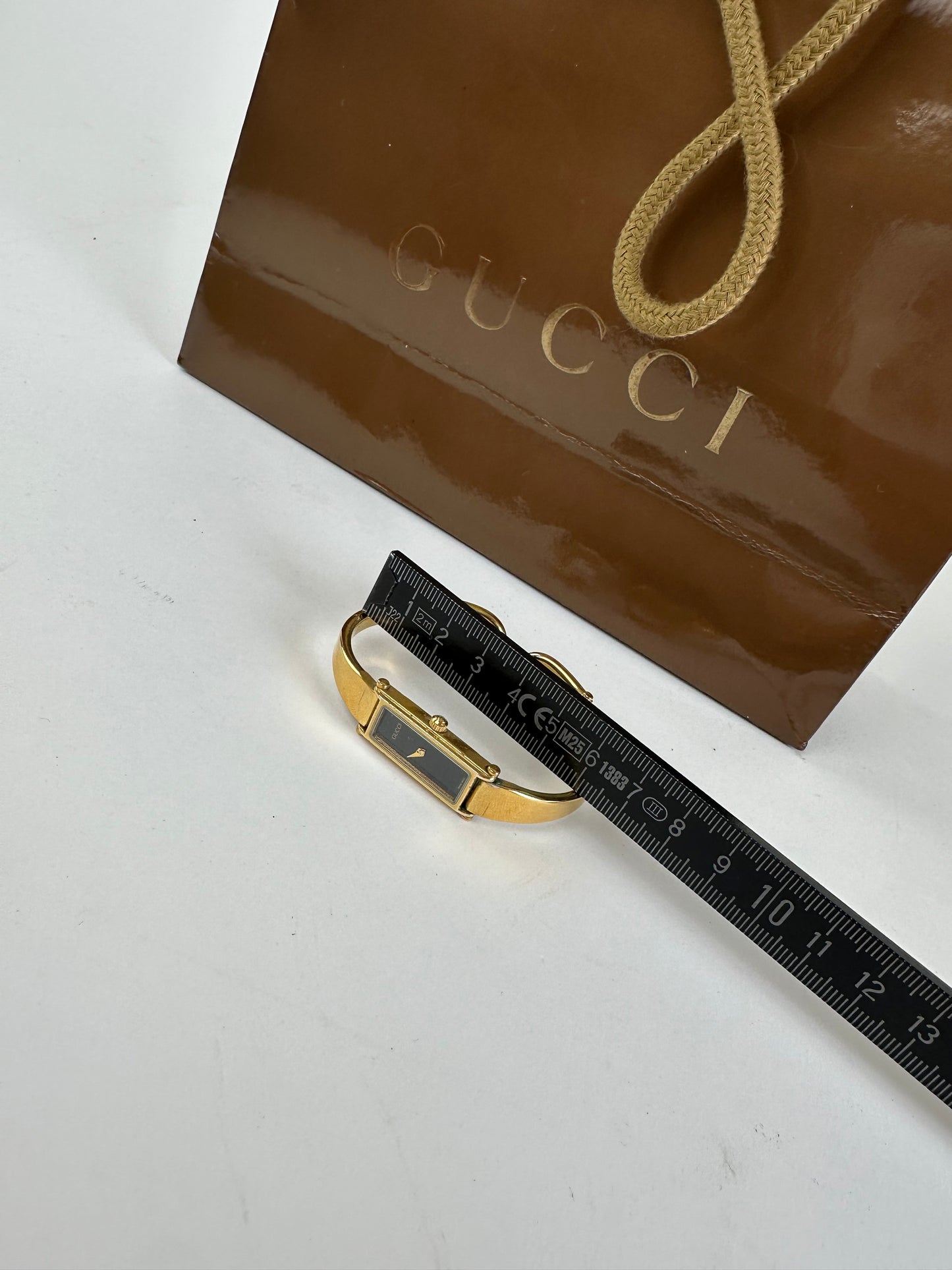 Vintage Gucci Gold-Tone Bangle Ladies Watch Model 1500L