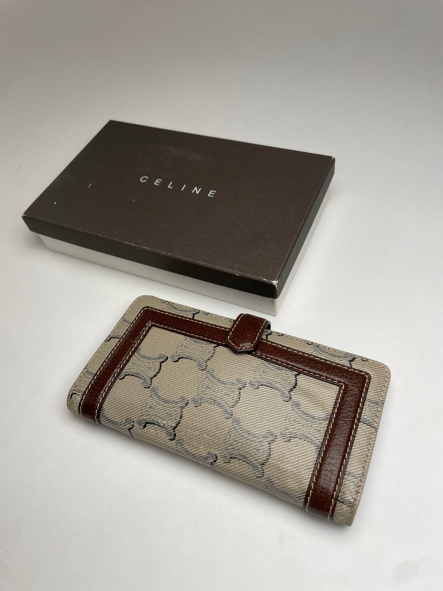 Vintage Celine Paris Triomphe Monogram Leather Wallet White Brown