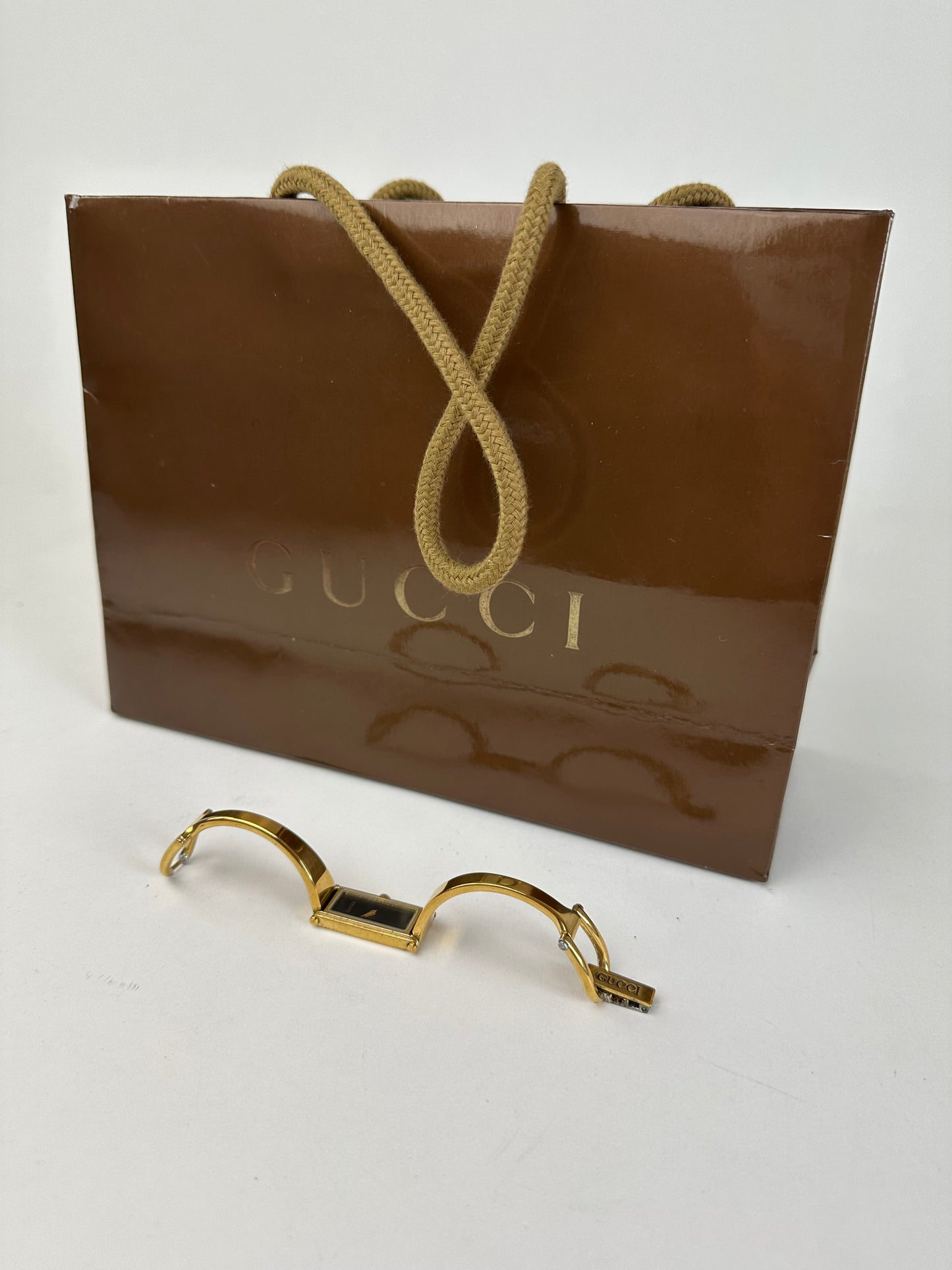 Vintage Gucci Gold-Tone Bangle Ladies Watch Model 1500L