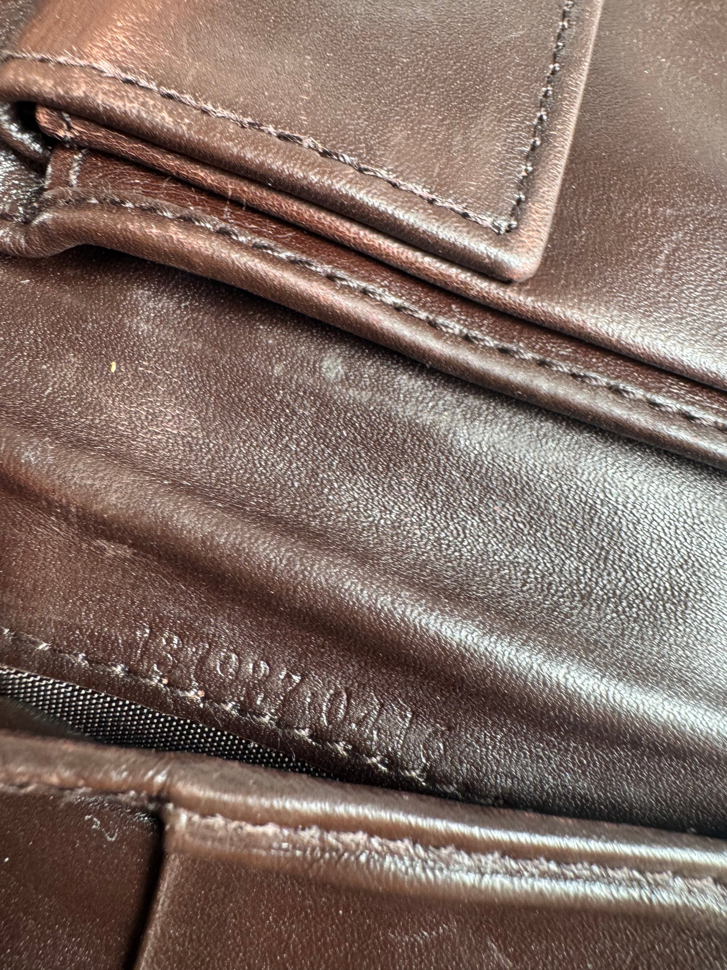 Vintage Gucci Monogram Flapable Leather Wallet beige brown