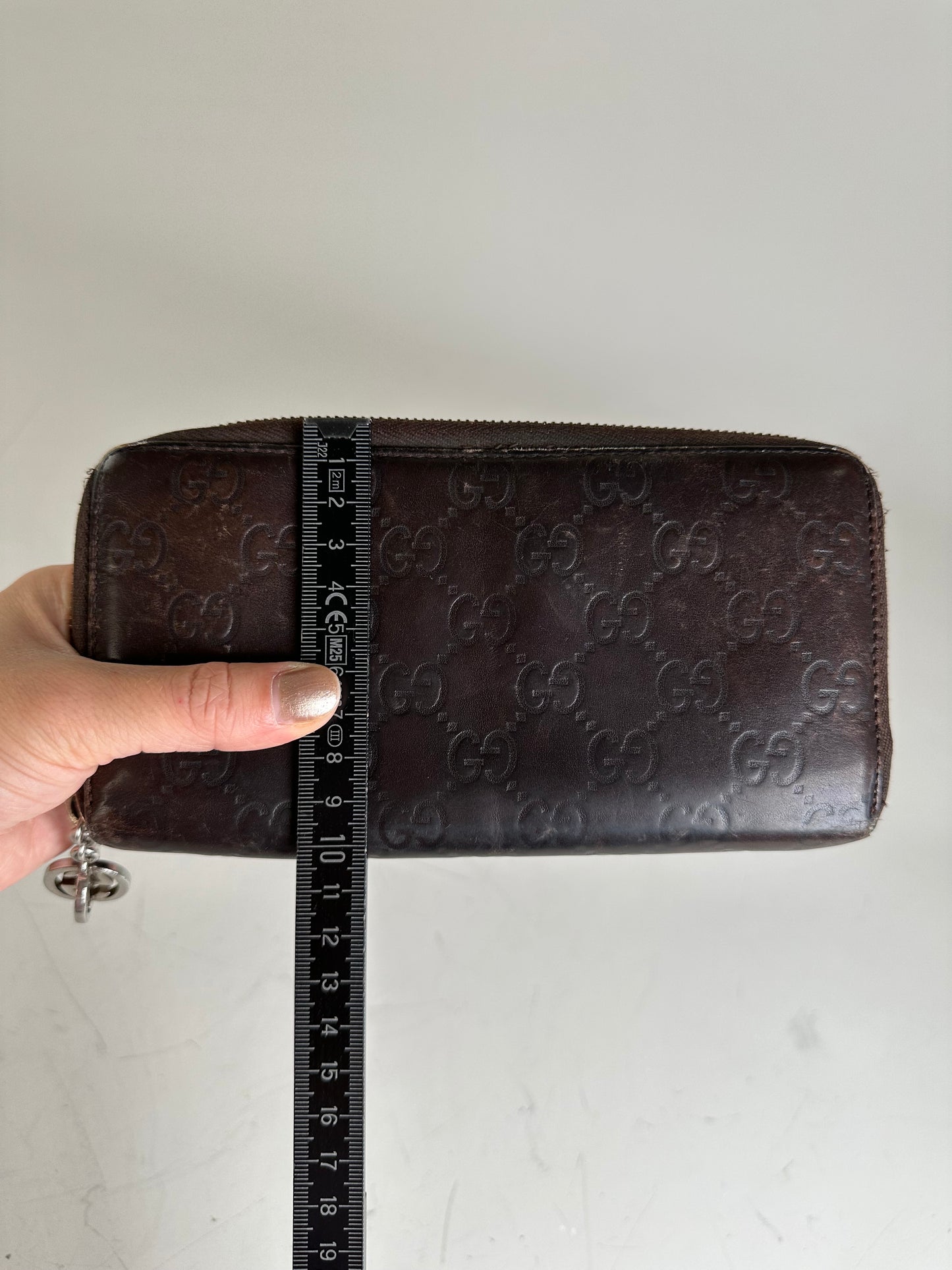 Vintage Gucci GG Embossed Leather Zip Wallet Brown