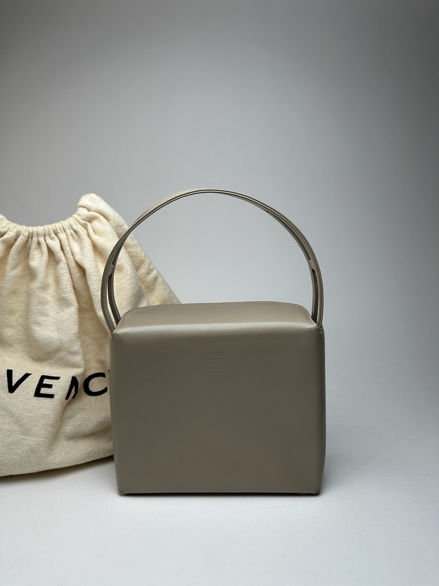 Vintage Givenchy 4G leather bag Rey