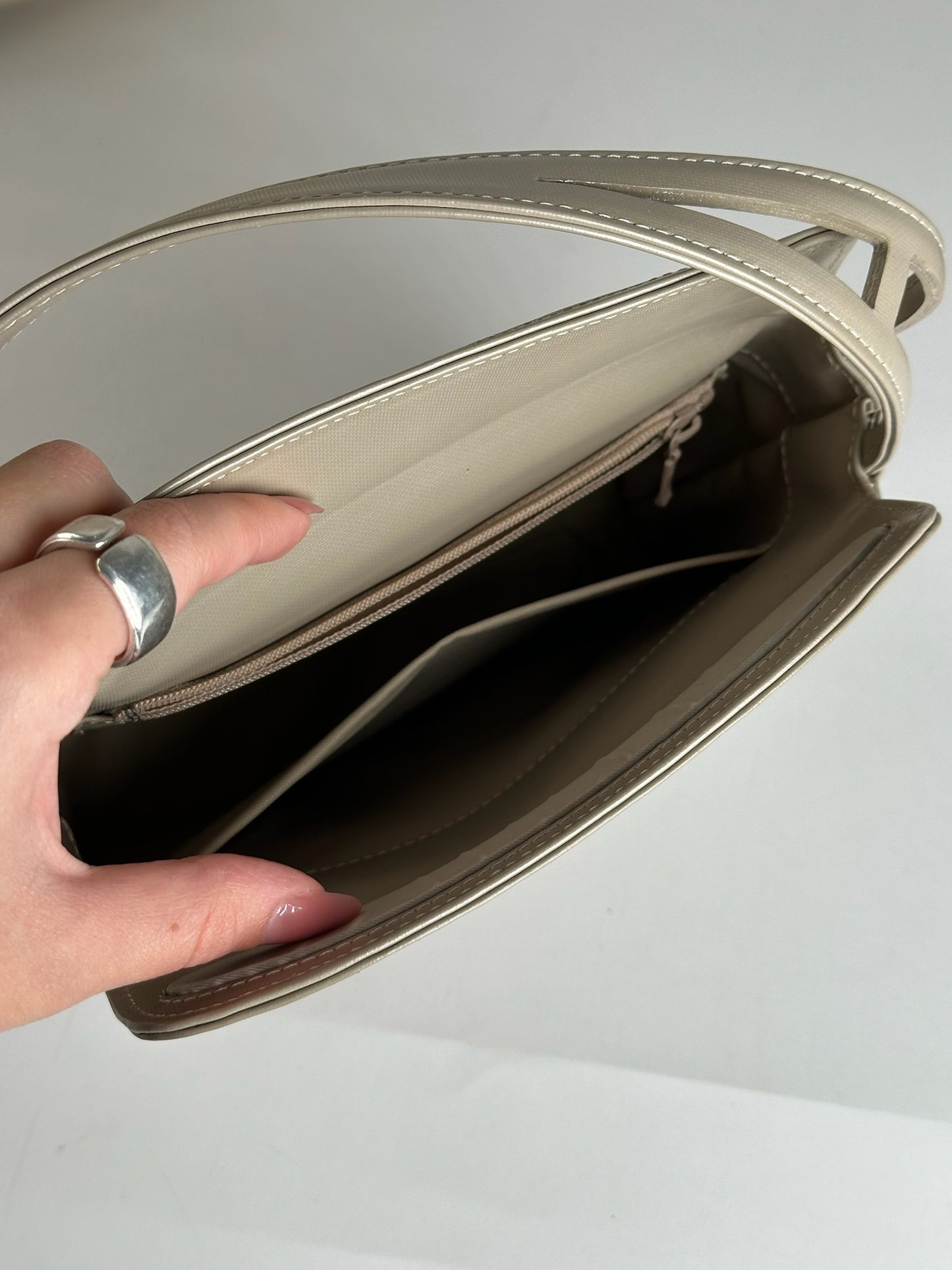 Vintage Givenchy 4G leather bag Rey