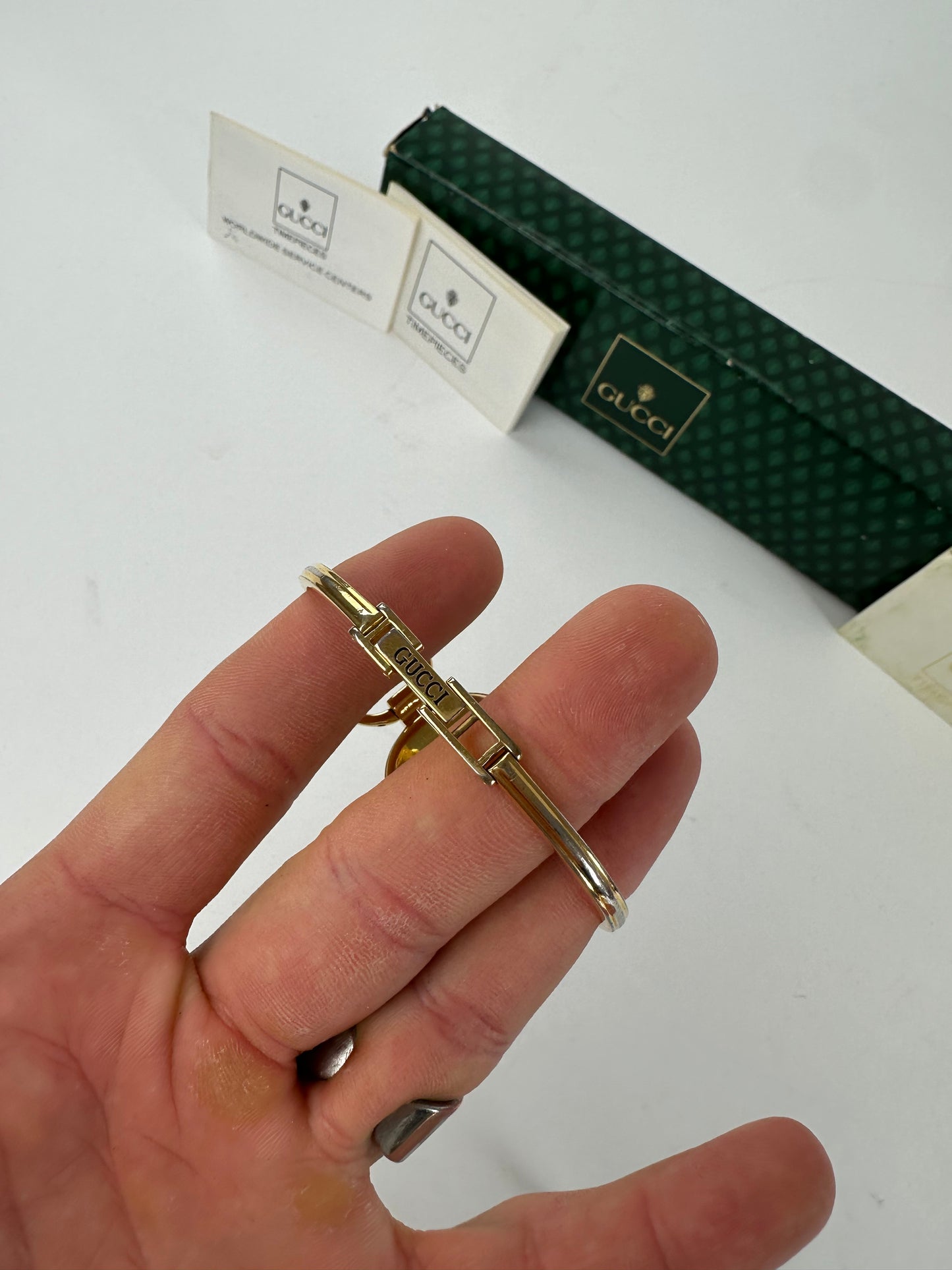 Vintage Gucci Gold-Tone Bangle Ladies Watch Model 1600