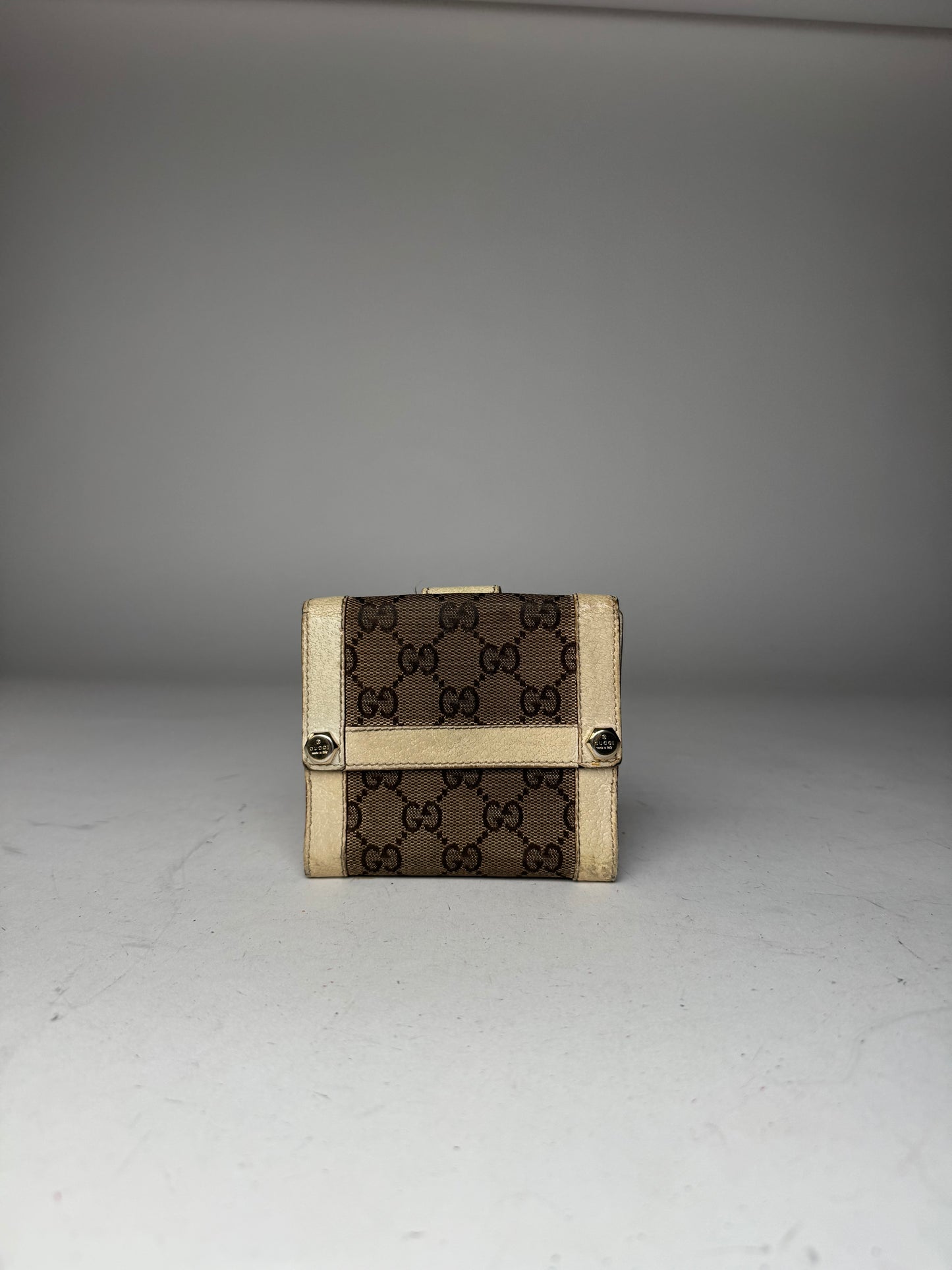 Vintage Gucci Monogram Leather wallet Beige White