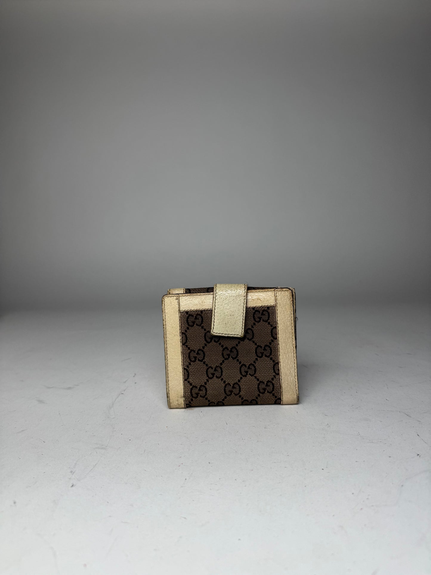 Vintage Gucci Monogram Leather wallet Beige White