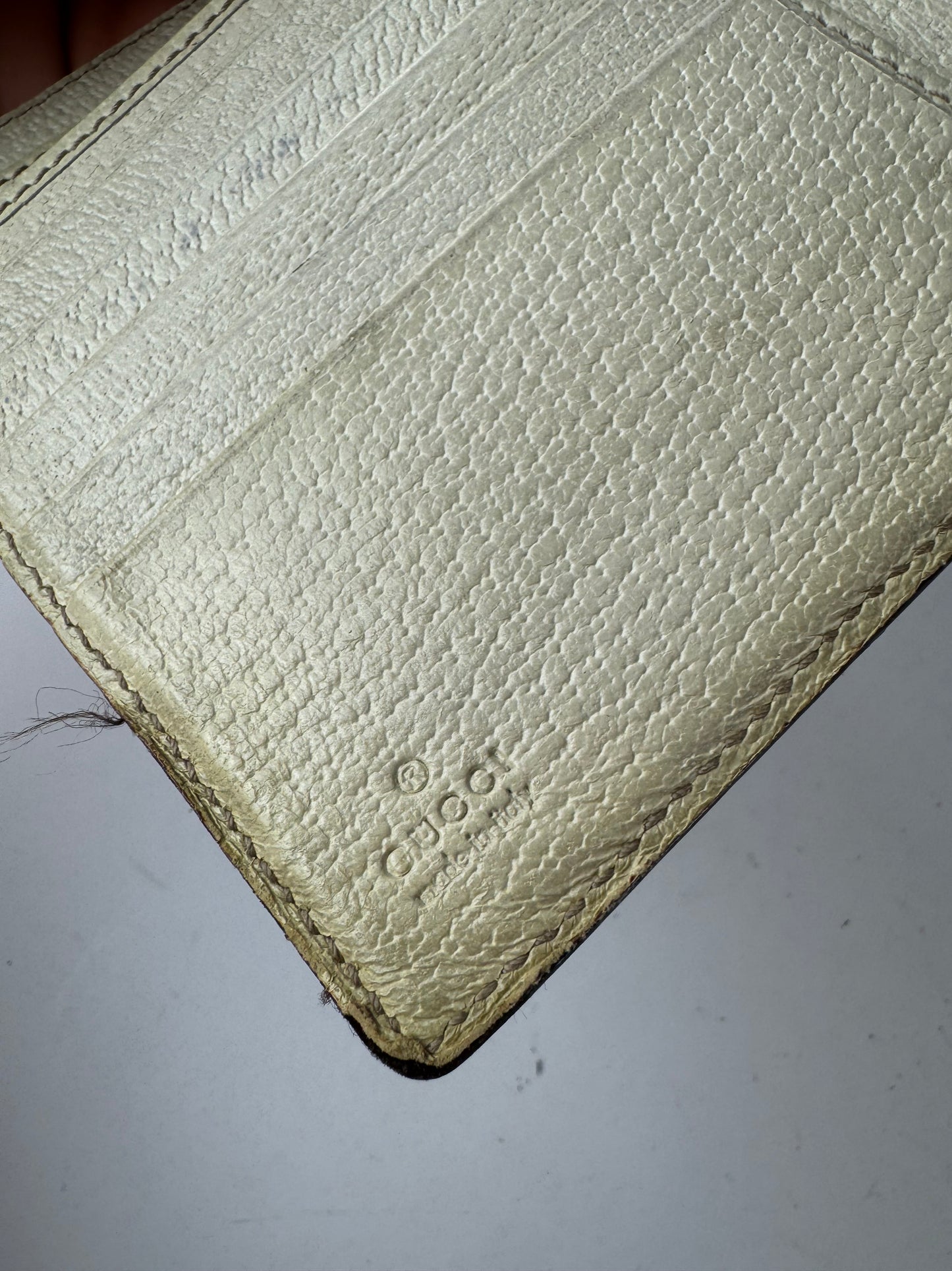 Vintage Gucci Monogram Leather wallet Beige White