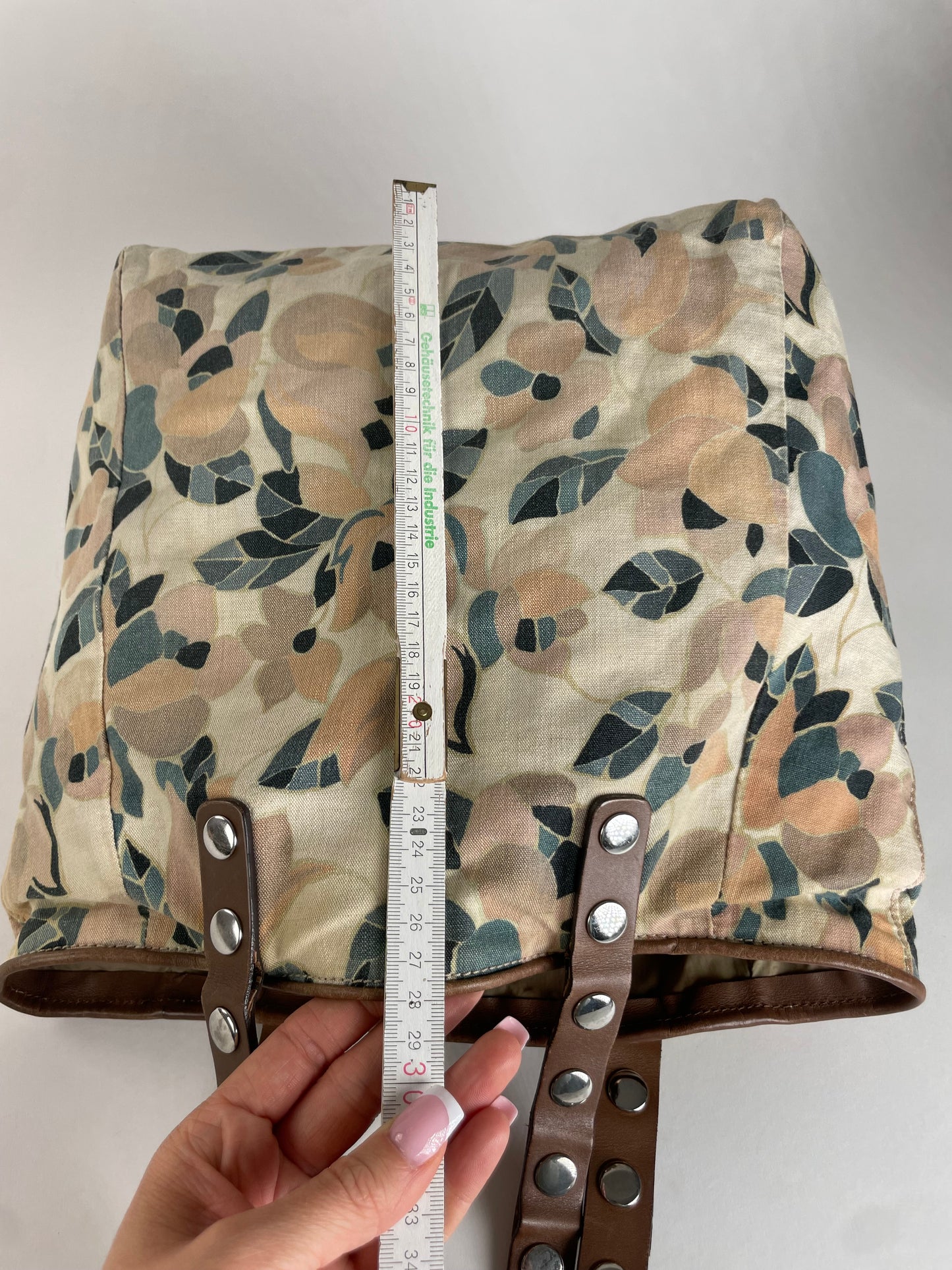 Vintage Marni Studded Floral Canvas Leather Tote bag beige brown green