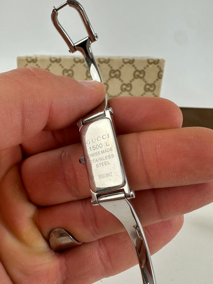 Vintage Gucci Silver-Tone Bangle Ladies Watch Model 1500L