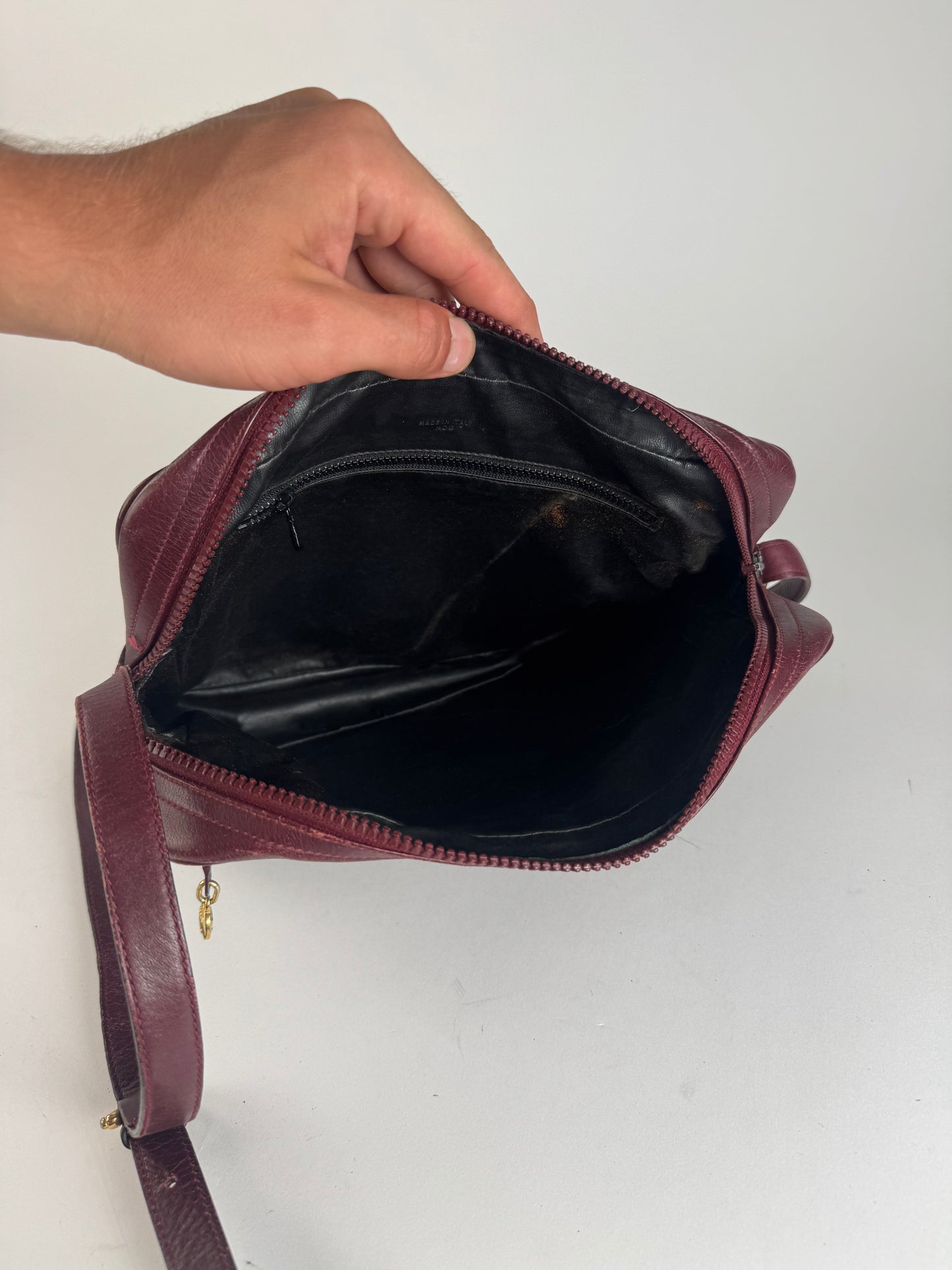 Sac vintage en cuir monogramme Céline Triomphe violet