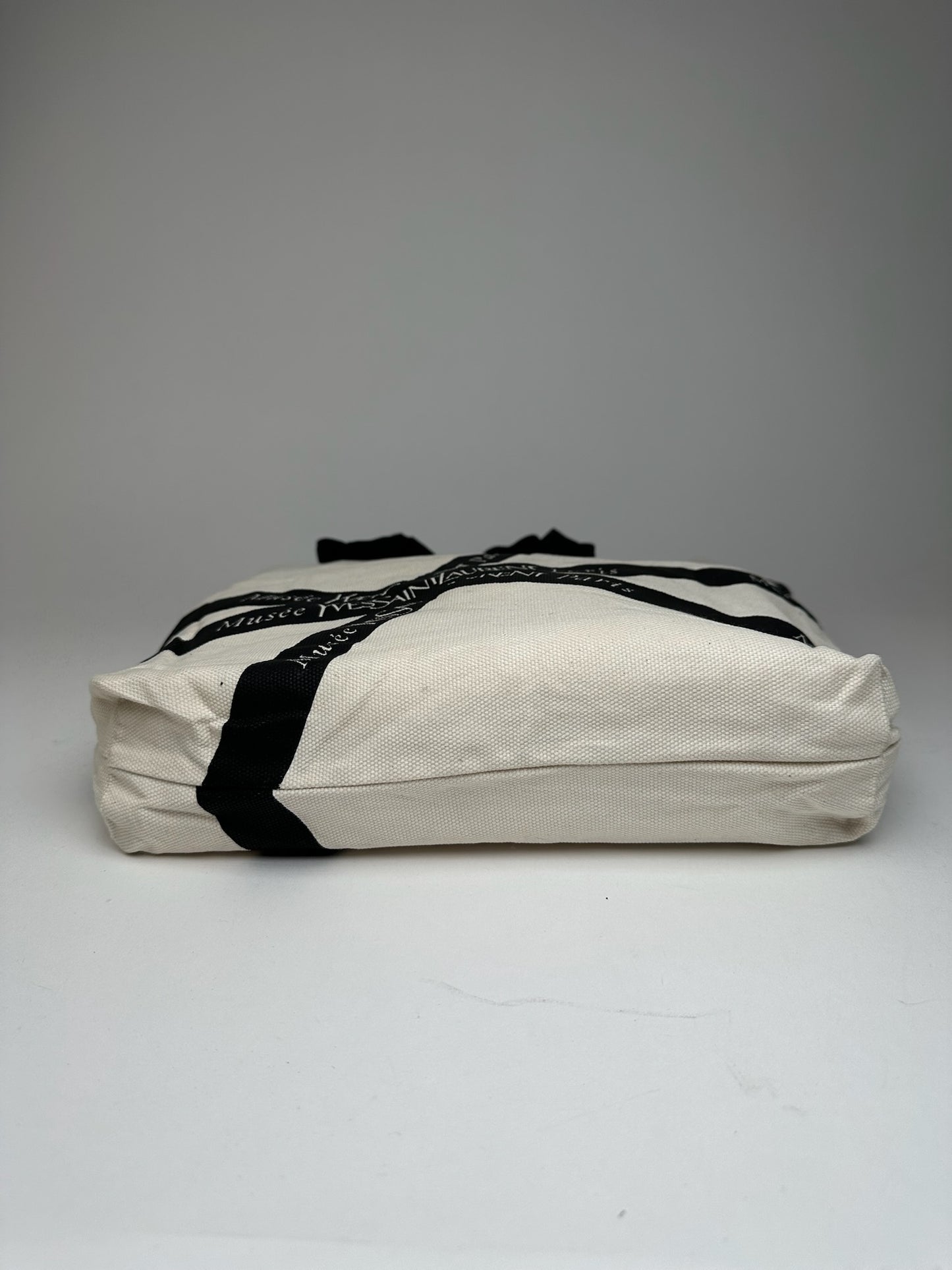 Vintage Yves Saint Laurent Shopper black white