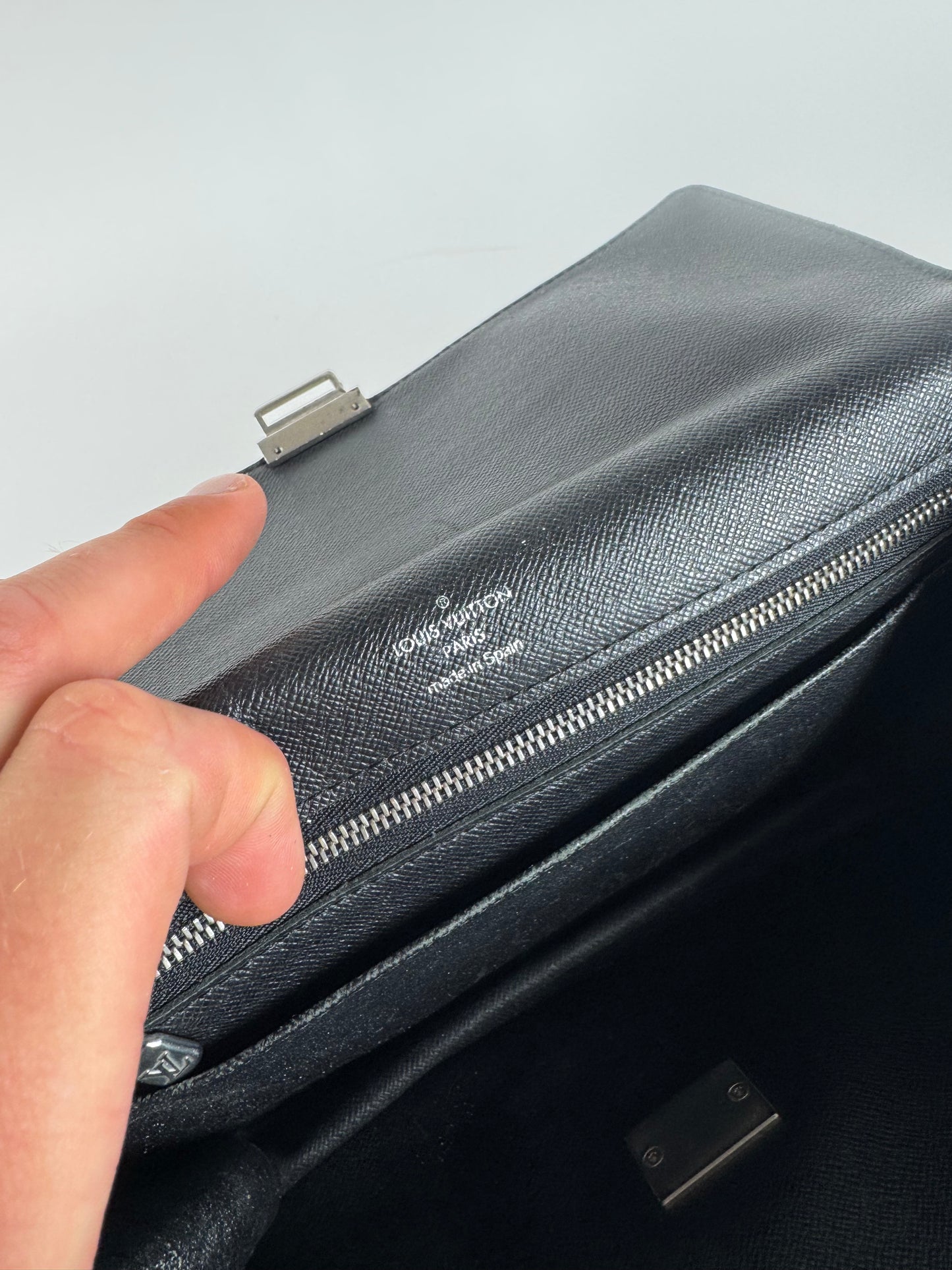 Vintage Louis Vuitton Taiga Leather Clutch Green