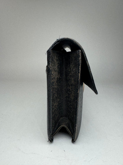 Vintage Louis Vuitton Taiga Leather Clutch Green