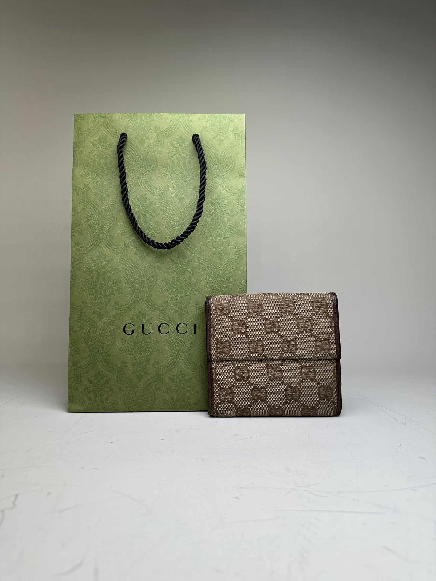 Vintage Gucci GG Supreme Wallet Beige Brown Silver