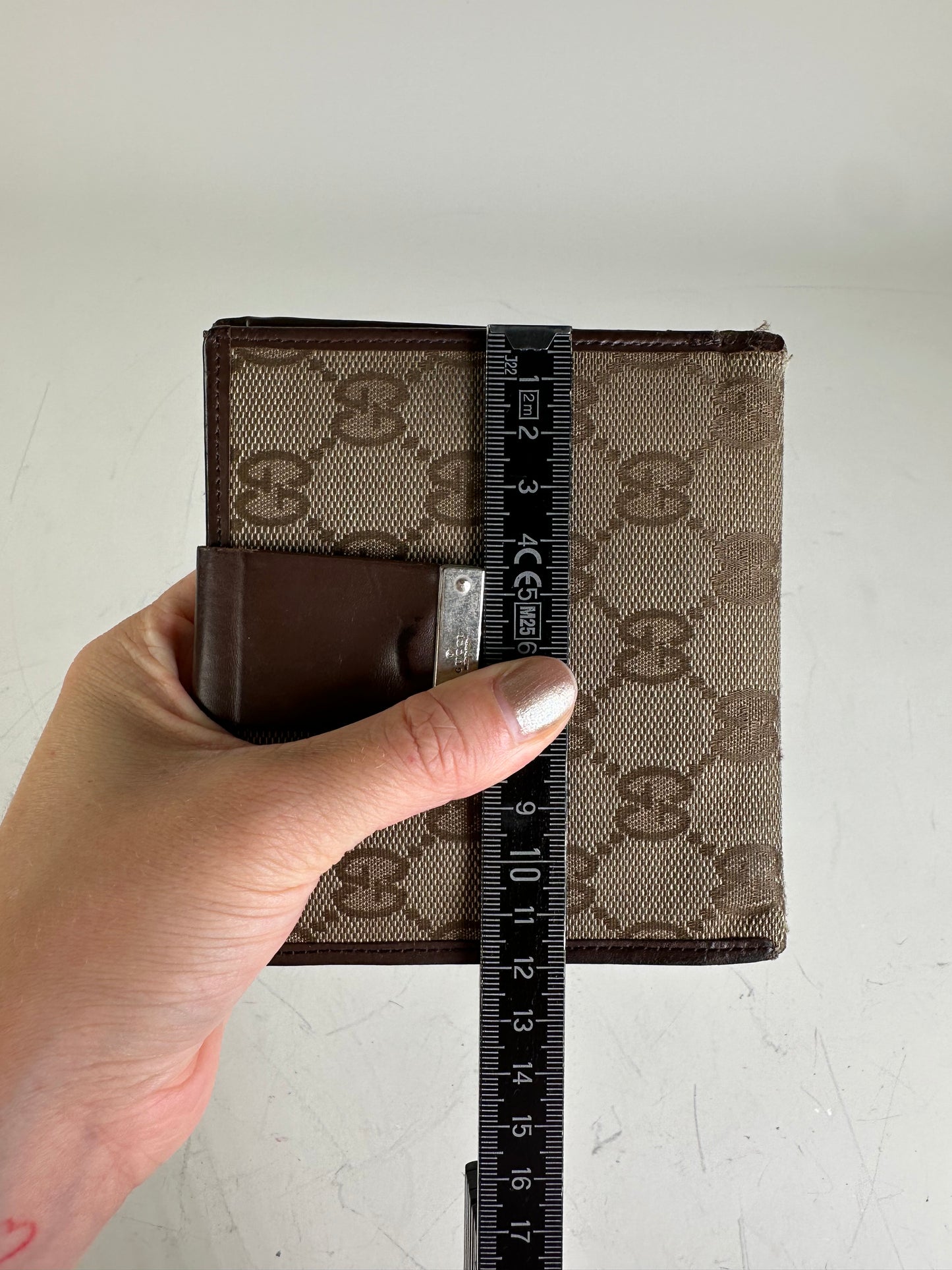 Vintage Gucci GG Supreme Wallet Beige Brown Silver