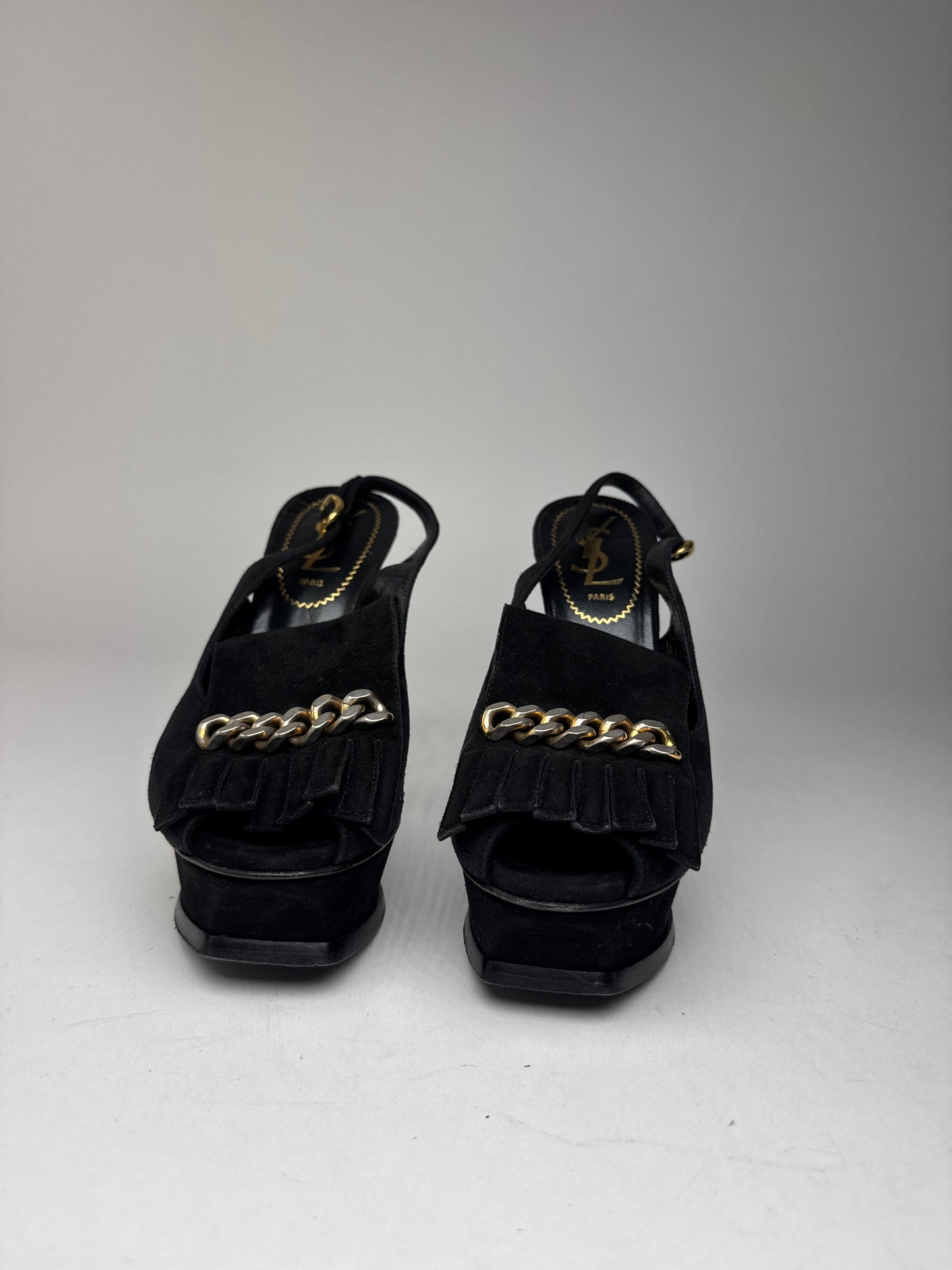 Vintage Yves Saint Laurent Suede pumps