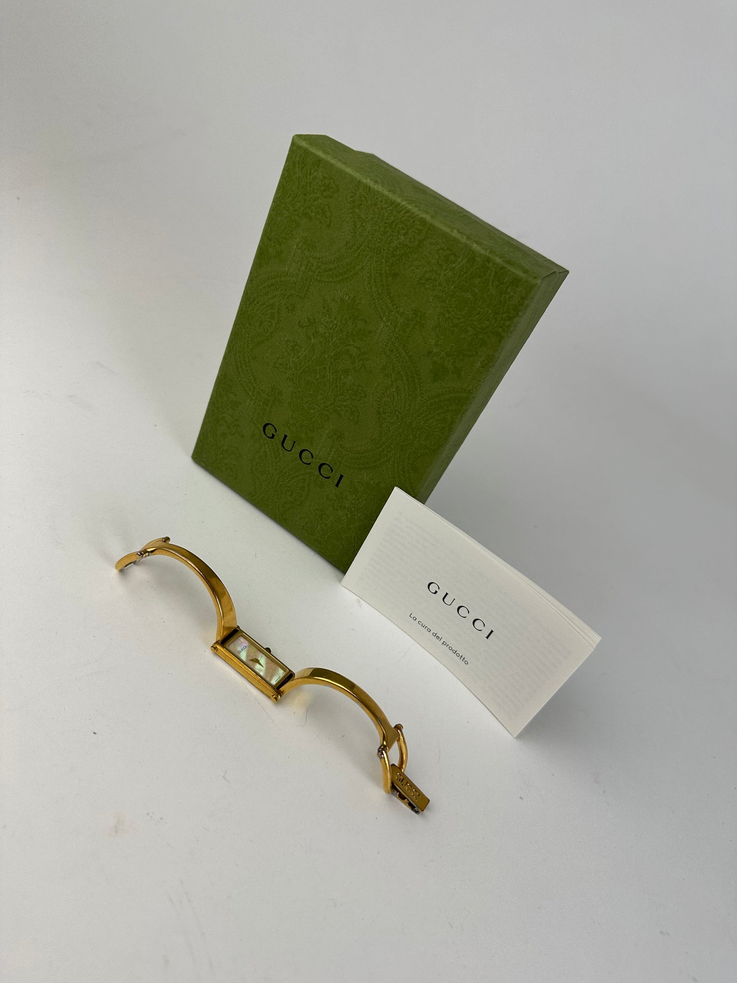 Vintage Gucci Gold-Tone Bangle Ladies Watch Model 1500L