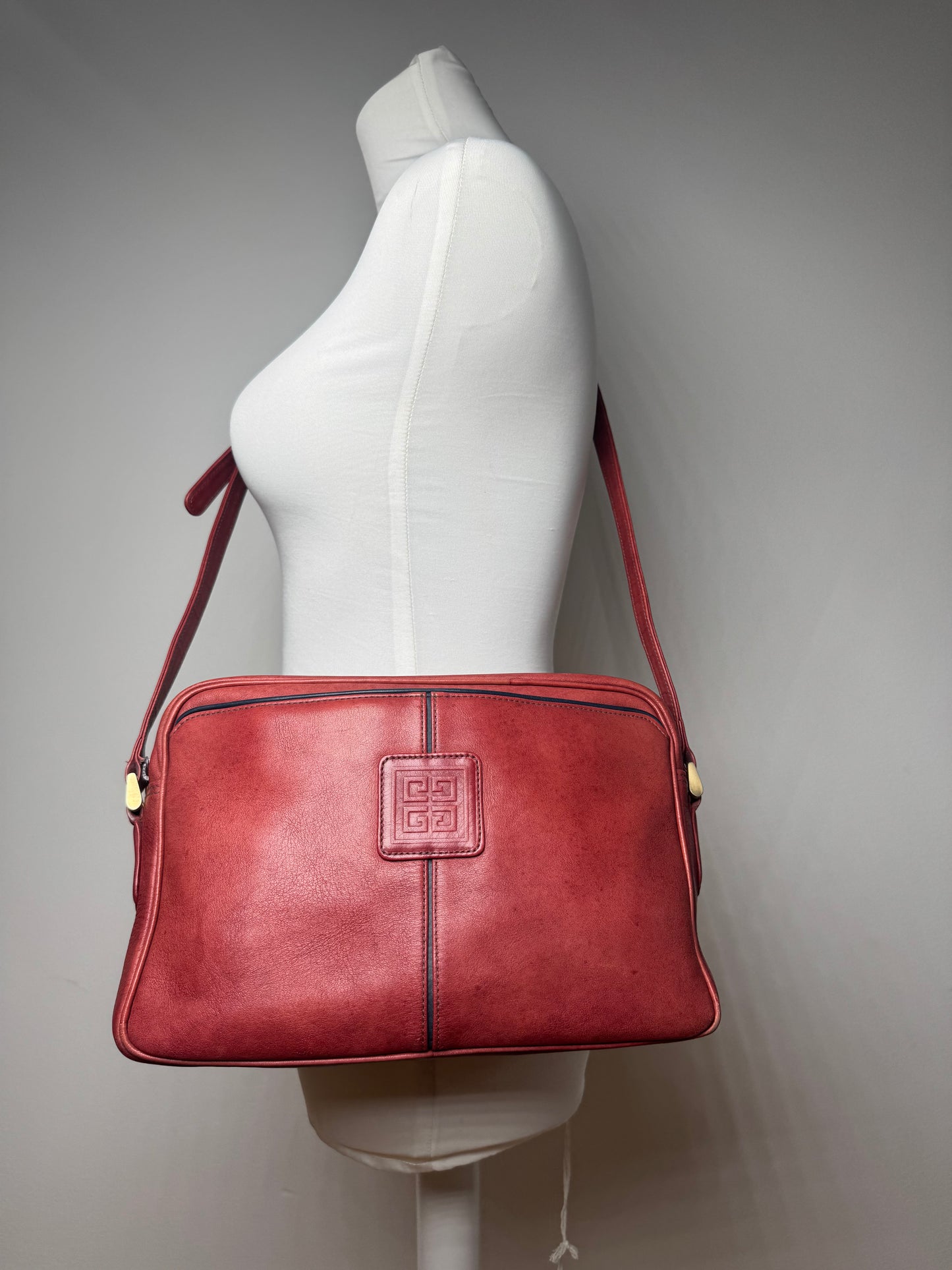Sac vintage en cuir Givenchy rouge