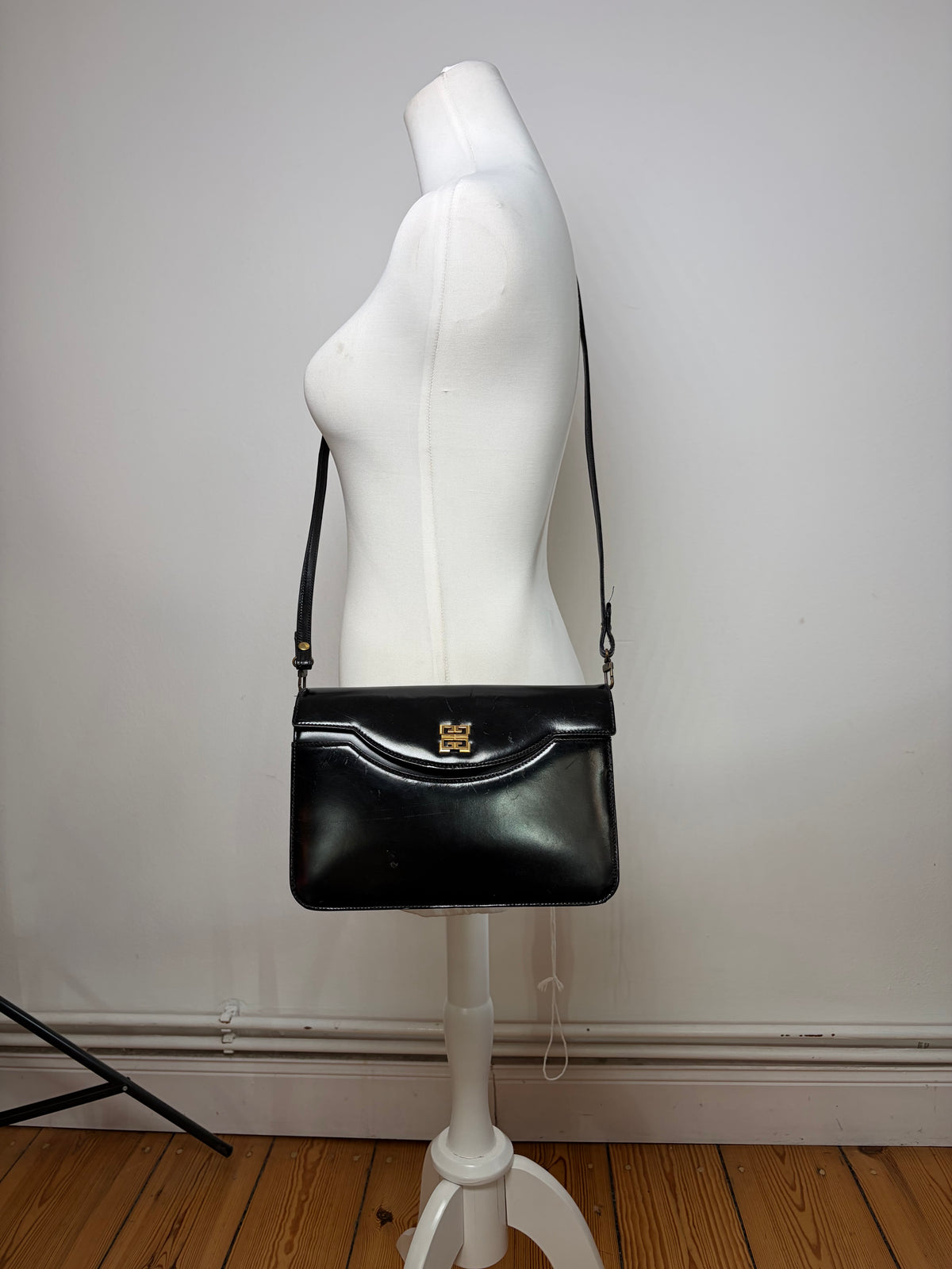 Vintage Givenchy 4G Logo Flap Crossbody Bag Late 1970s Black