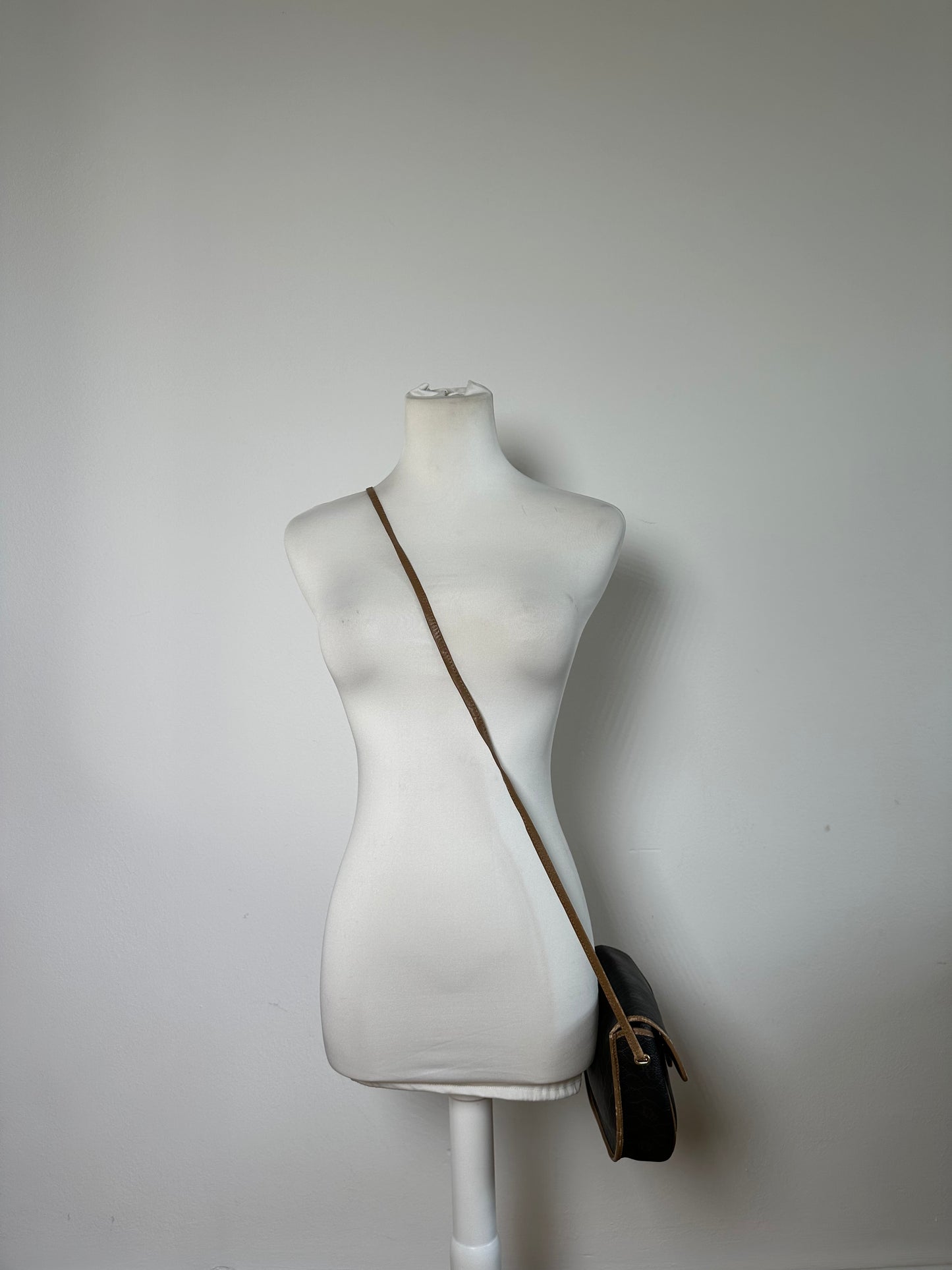 Vintage Dior Interlocking D Logo Leather Crossbody Bag Black Tan