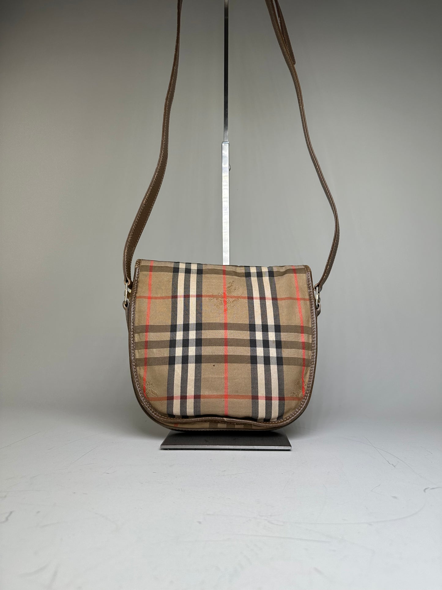 Vintage Burberry Check Canvas Shoulder Bag Beige Brown Red