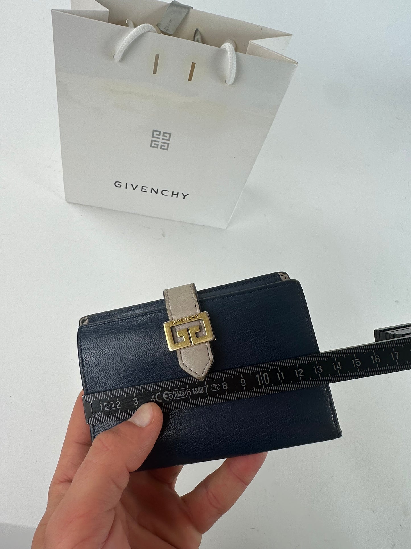 Vintage Givenchy Grained Leather Bifold Wallet Navy