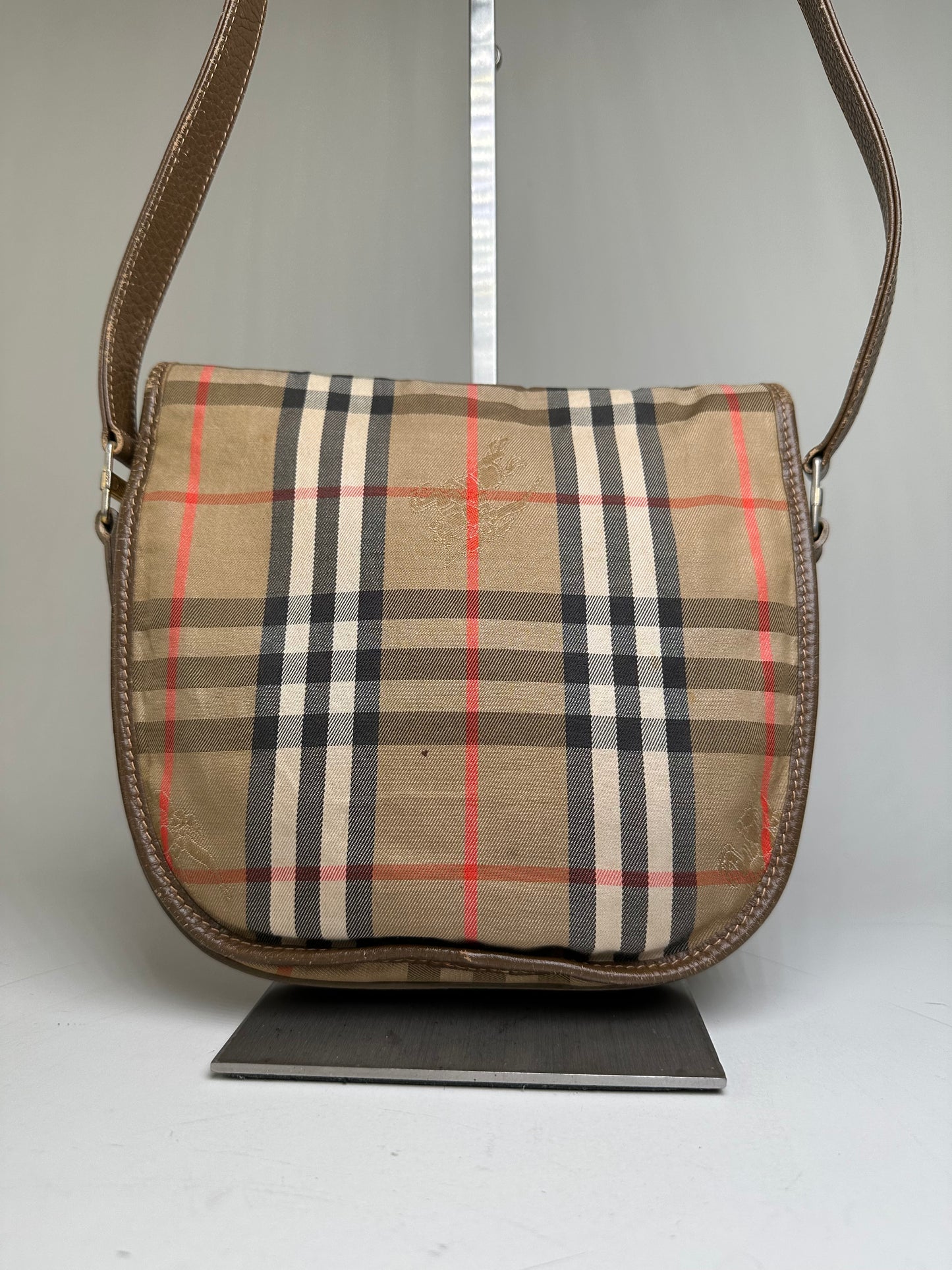 Vintage Burberry Check Canvas Shoulder Bag Beige Brown Red