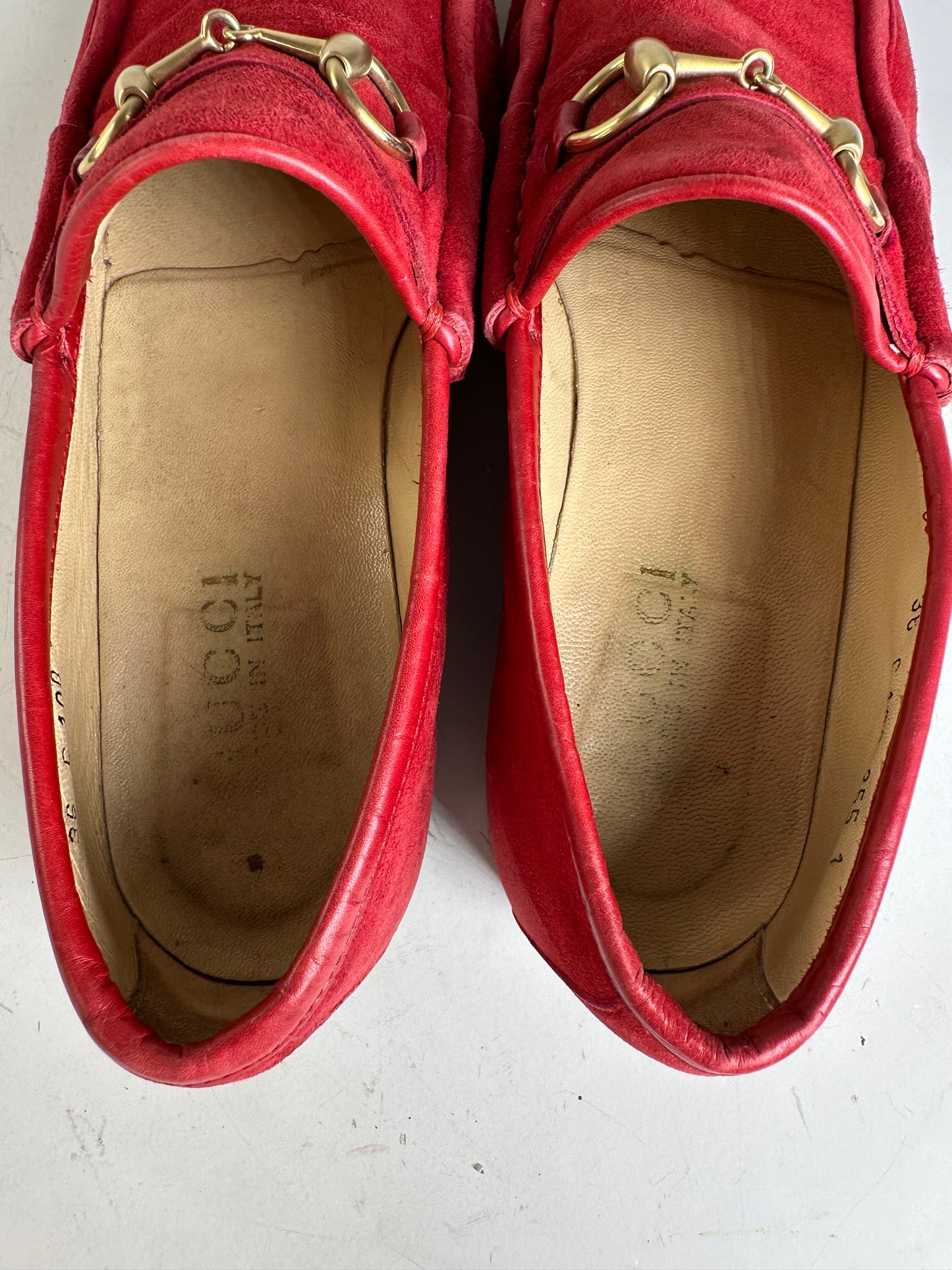 Vintage Gucci Suede Loafers Red Gold EU36