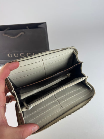 Vintage Gucci Leather Monogram Wallet white
