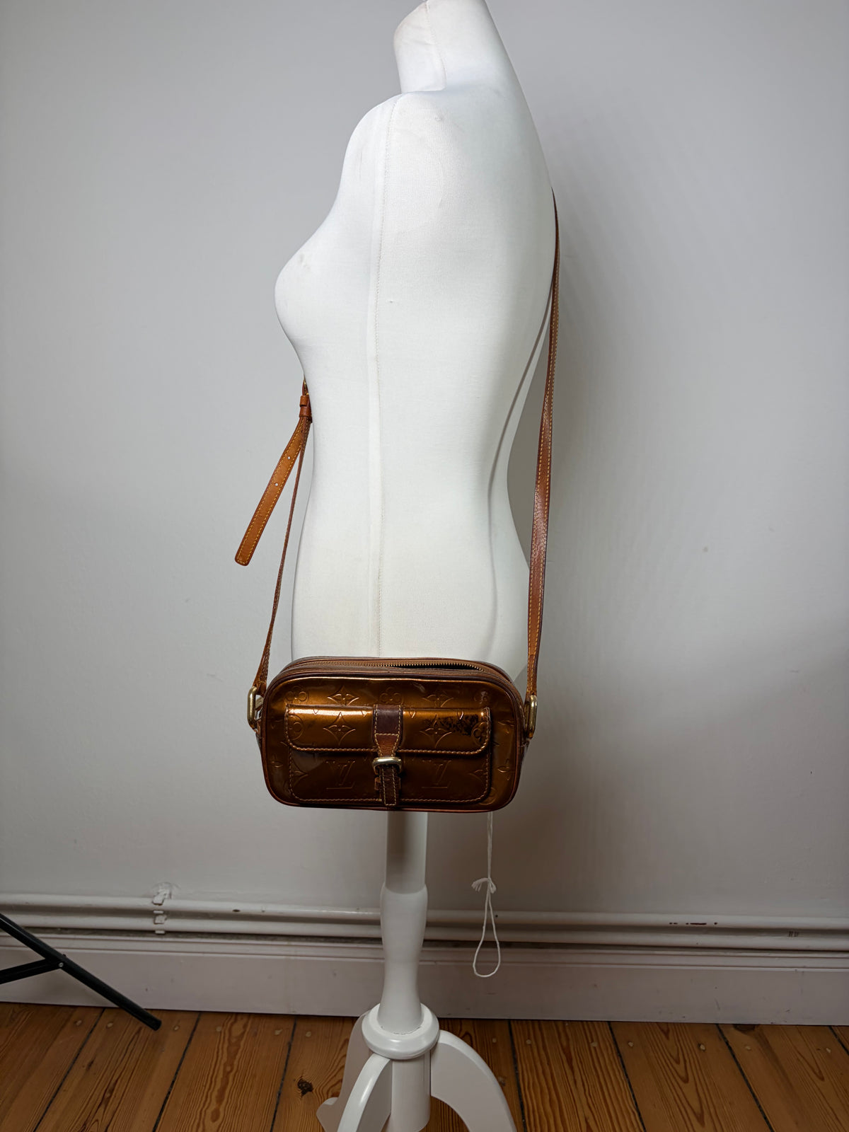 Vintage Louis Vuitton Monogram Vernis Patent Crossbody Bag Late 1990s Brown