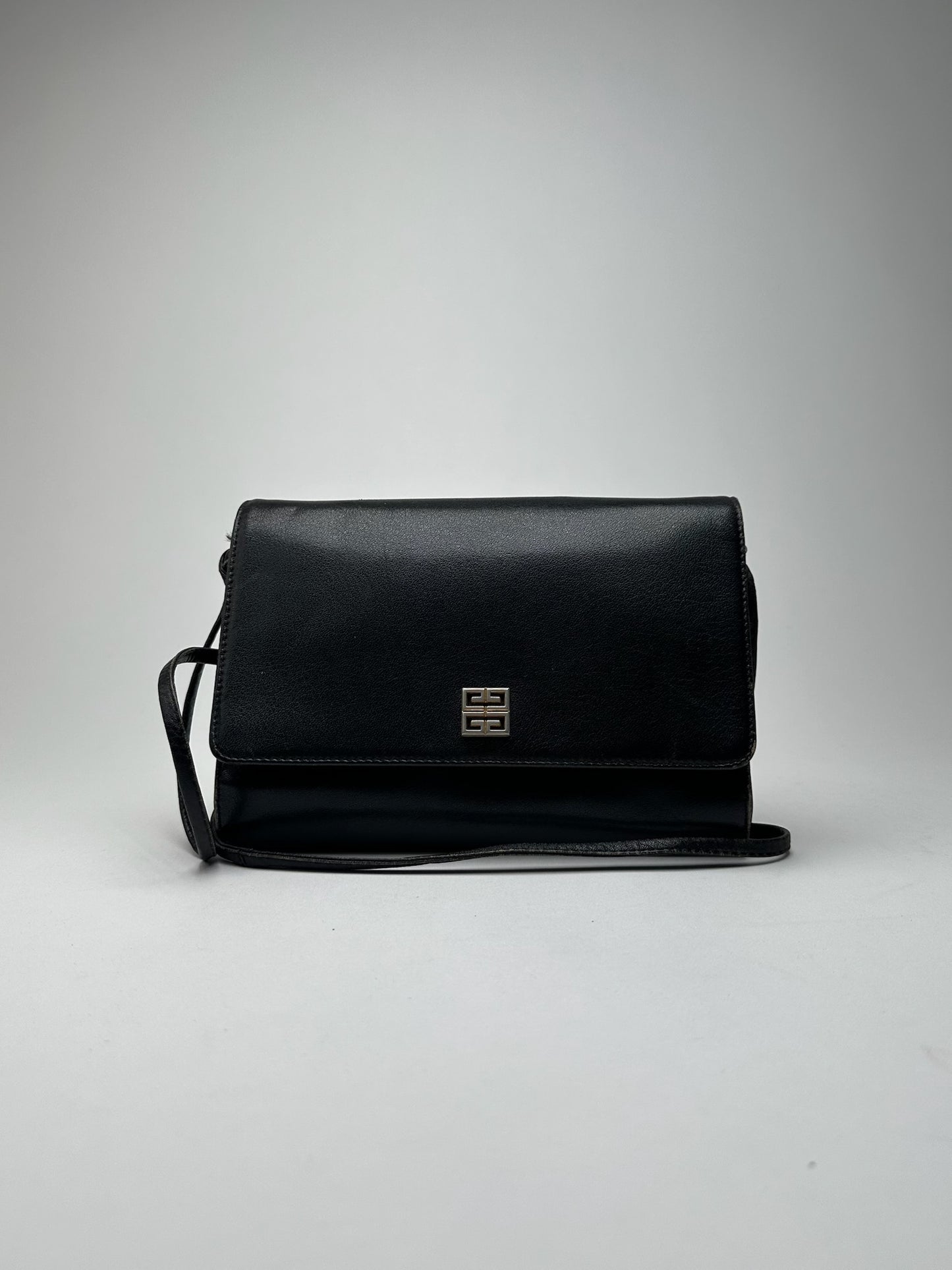 Sac vintage en cuir Givenchy 4G noir