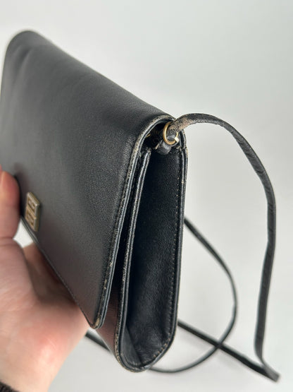 Sac vintage en cuir Givenchy 4G noir