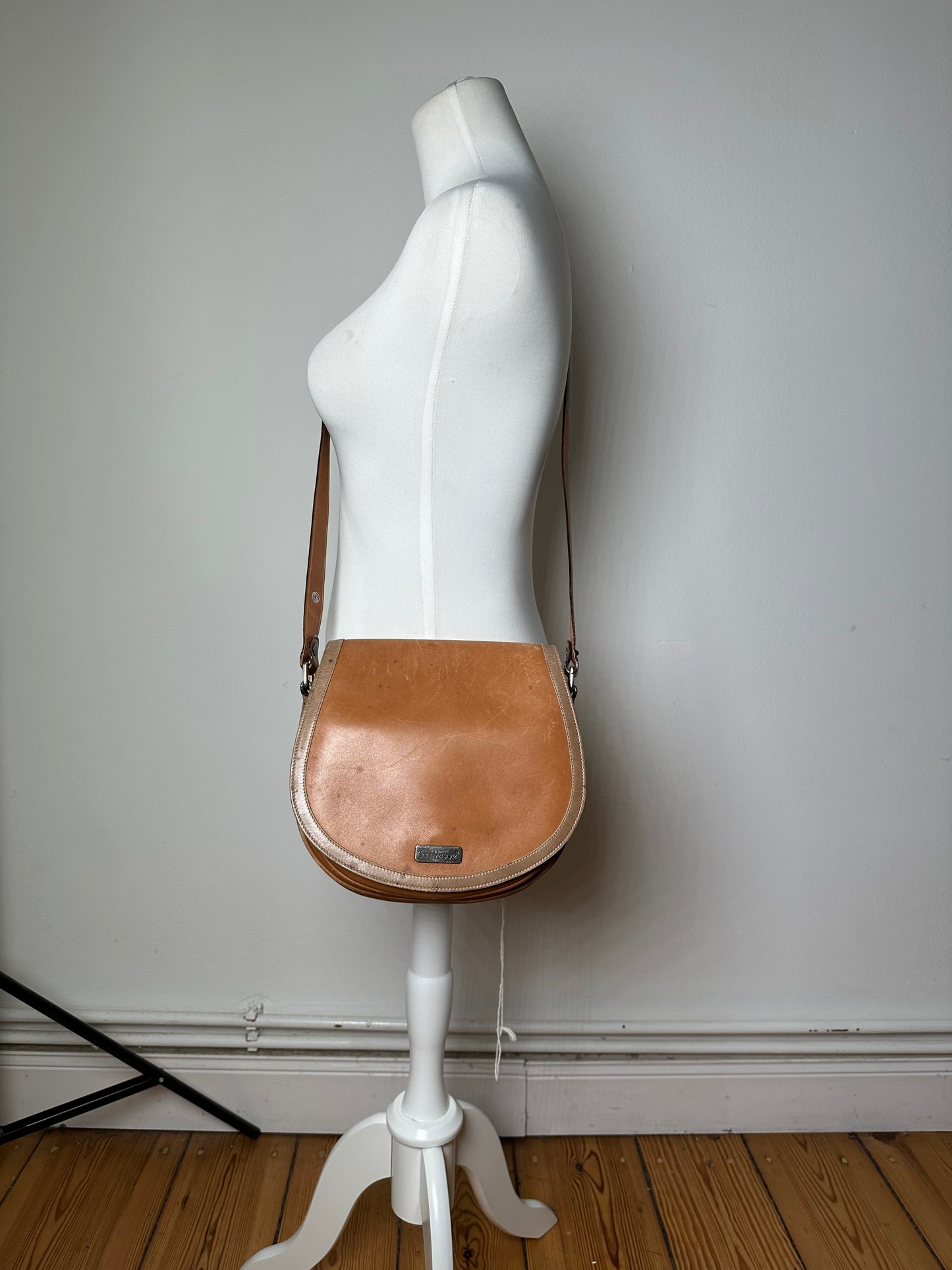 Vintage Gianni Versace Leather Suede Shoulder Bag Tan Beige