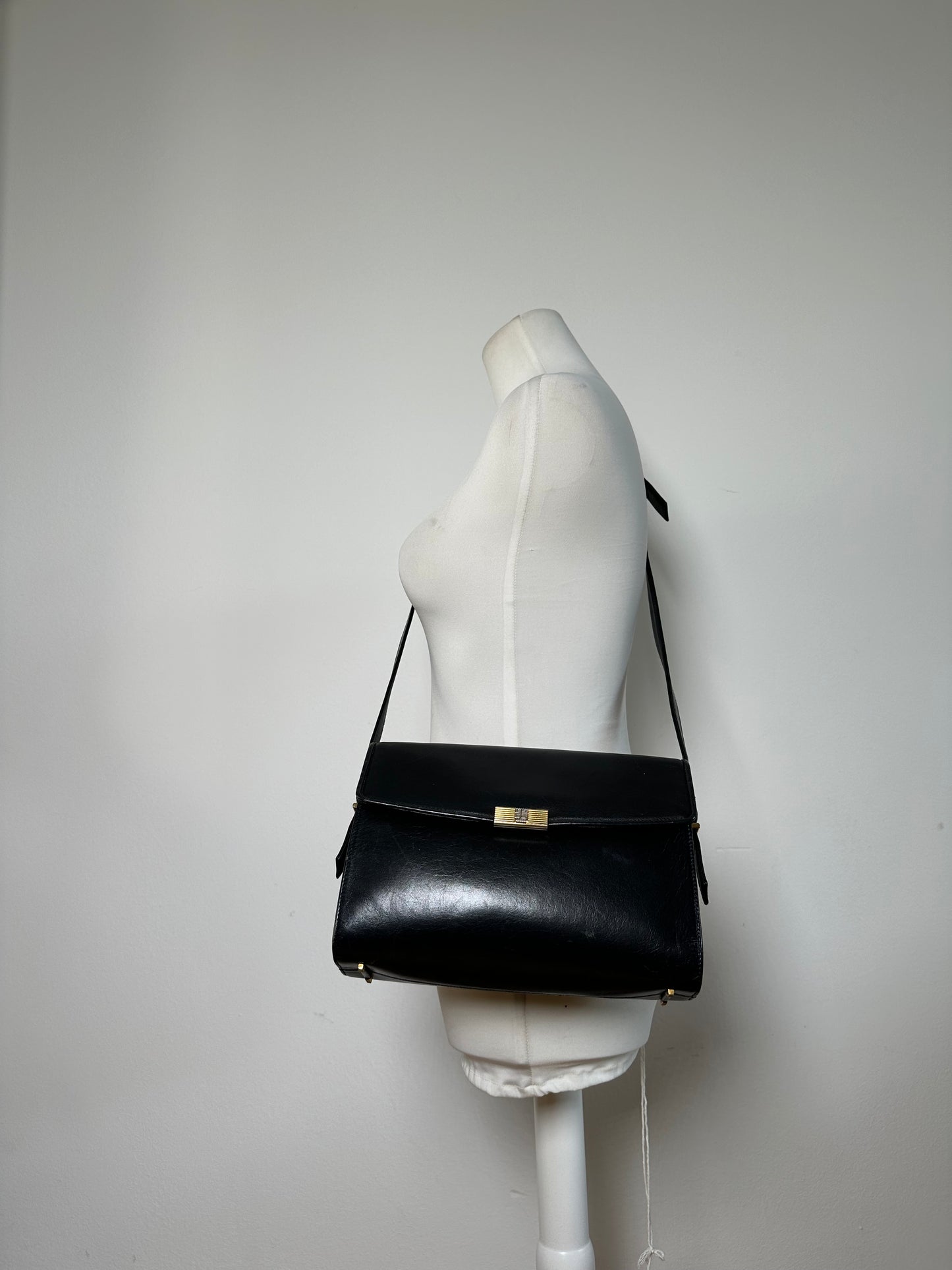 Vintage Givenchy Leather Shoulder Bag Black Gold