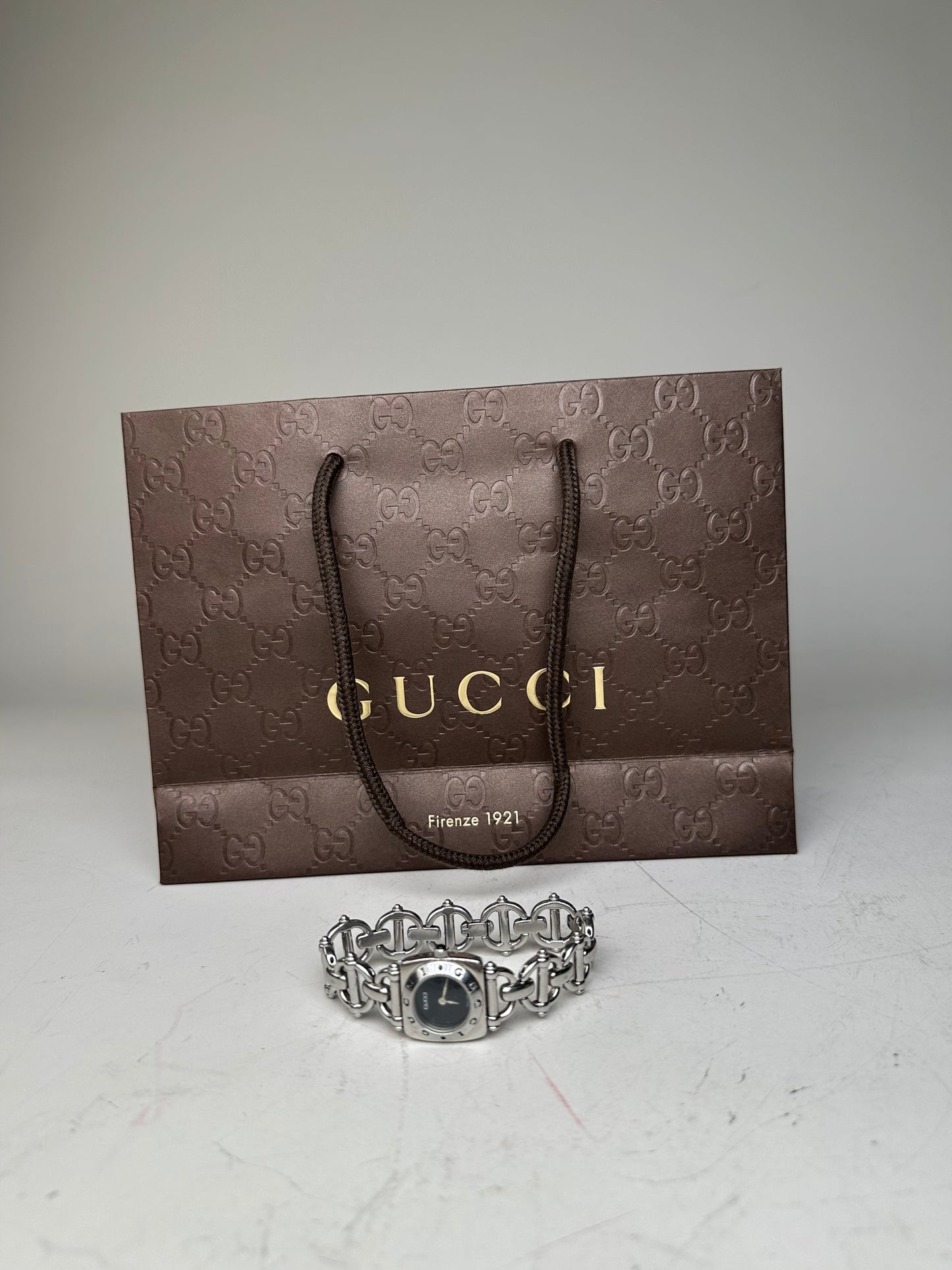 Vintage Gucci Stainless Steel Bracelet Watch Black Dial Silver