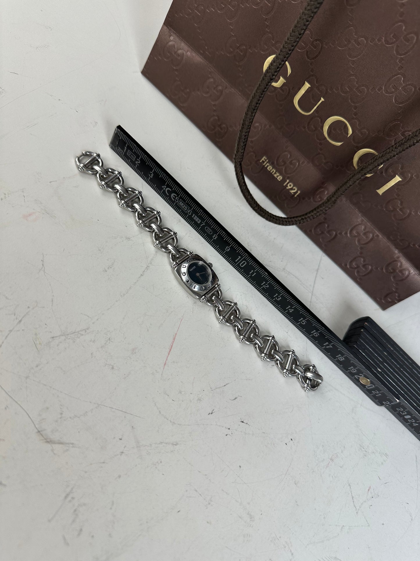 Vintage Gucci Stainless Steel Bracelet Watch Black Dial Silver