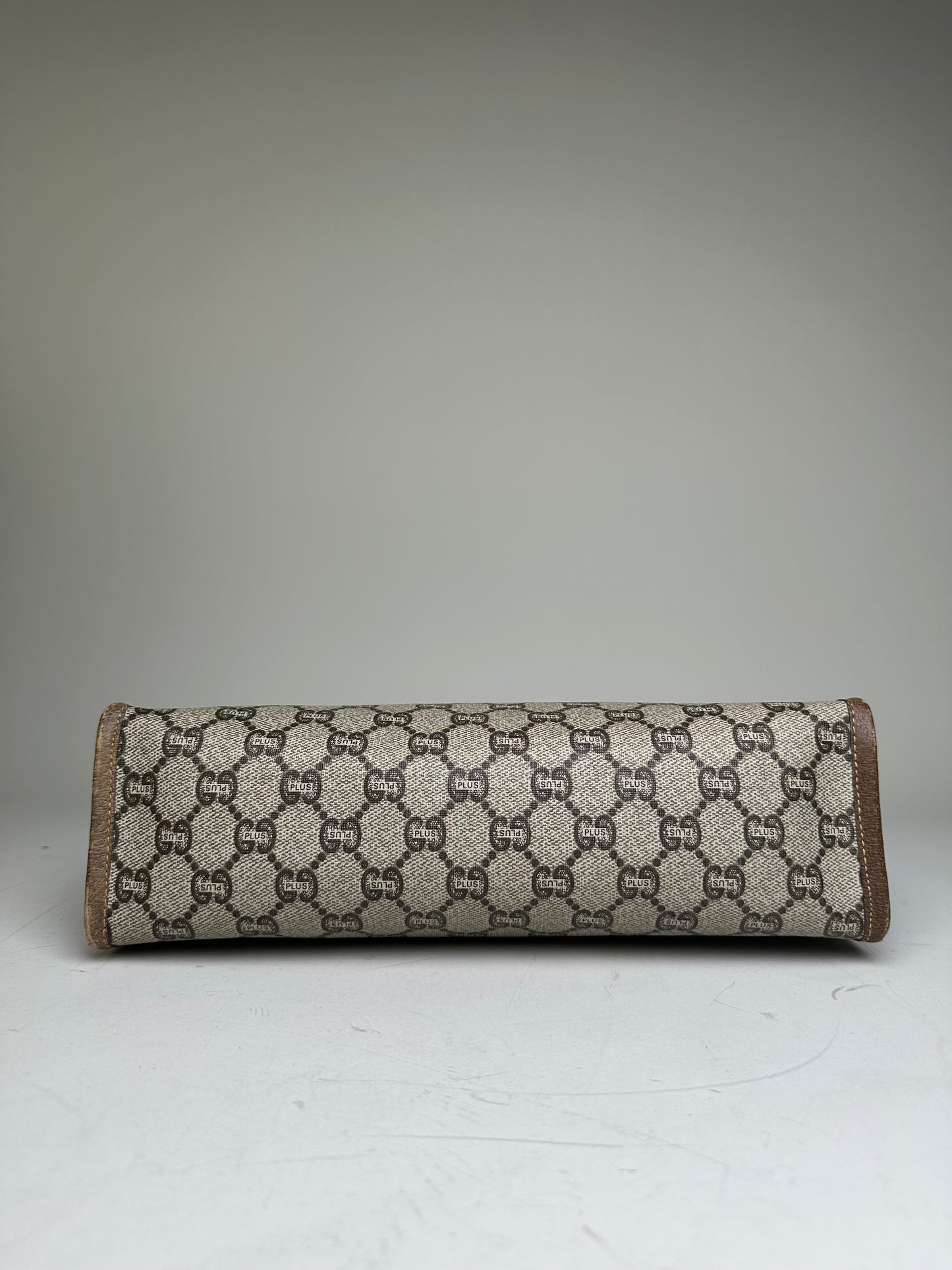 Vintage Gucci GG Supreme Canvas Clutch Wallet Beige Brown