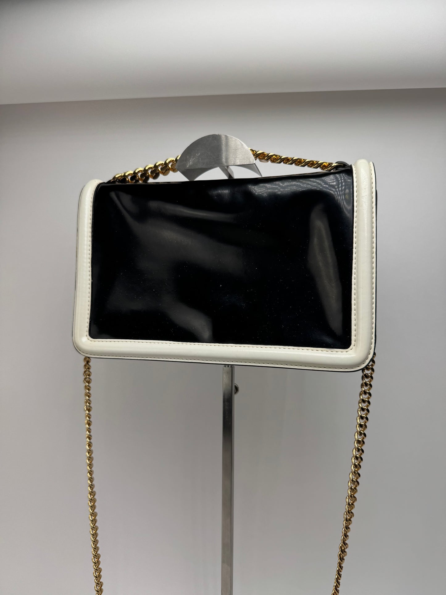 Sac vintage en cuir verni Stella Mc Cartney blanc noir