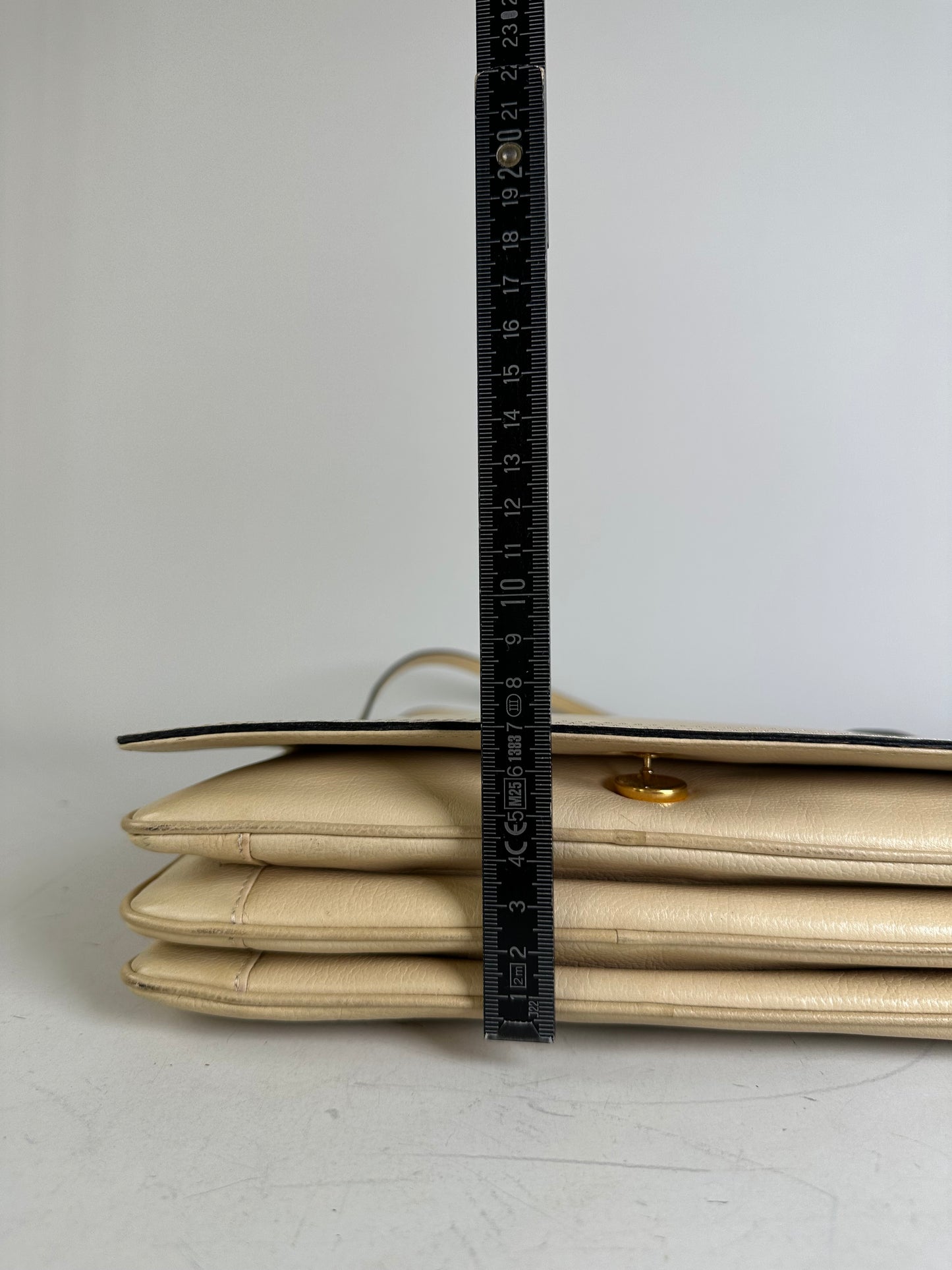 Vintage Loewe Leather Shoulder Bag Cream Gold-tone