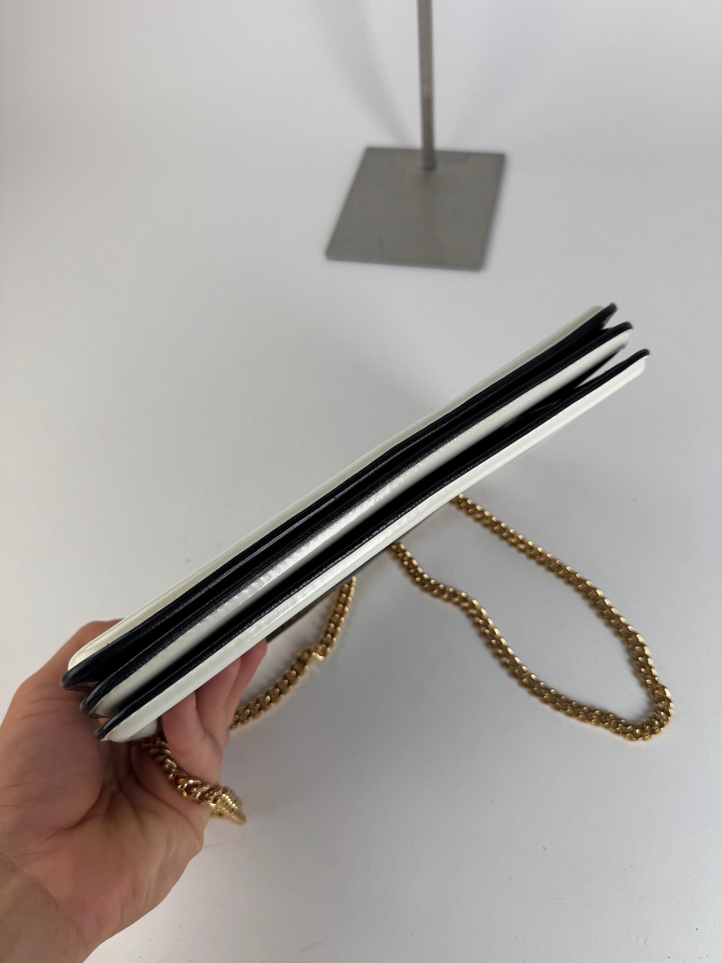 Sac vintage en cuir verni Stella Mc Cartney blanc noir