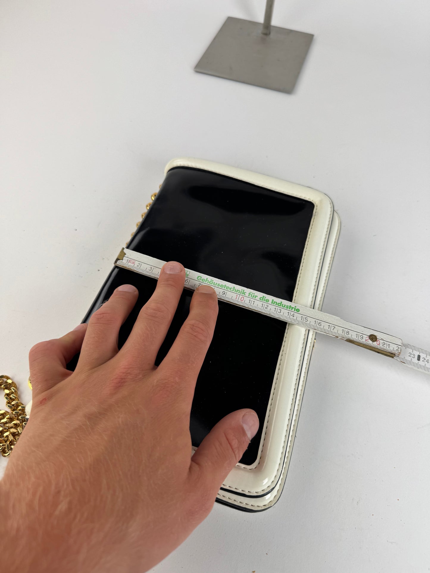 Sac vintage en cuir verni Stella Mc Cartney blanc noir