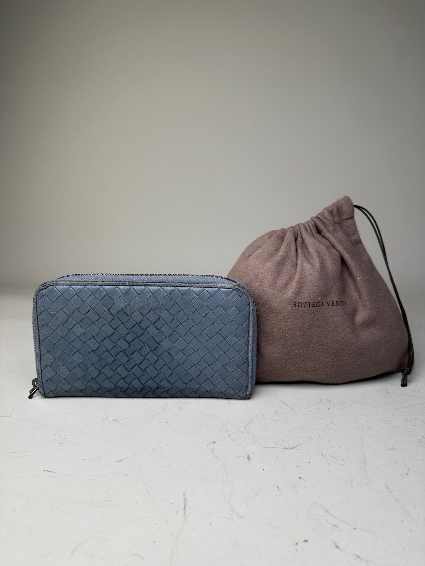 Vintage Bottega Veneta Woven Leather Zip Wallet Blue Silver