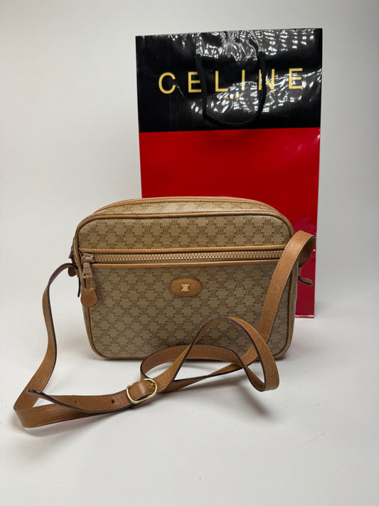 Sac Triomphe vintage en cuir monogramme Céline beige