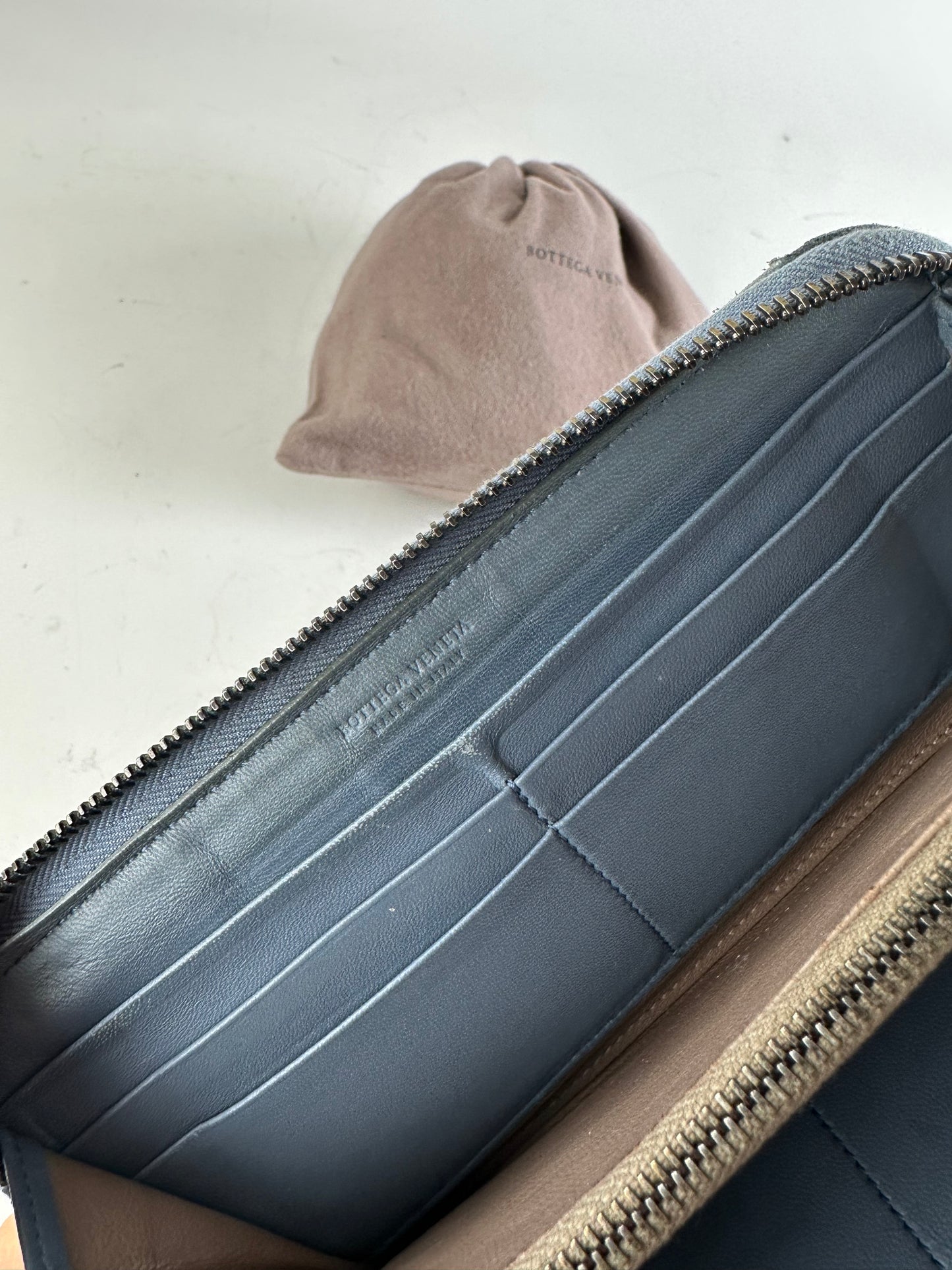 Vintage Bottega Veneta Woven Leather Zip Wallet Blue Silver