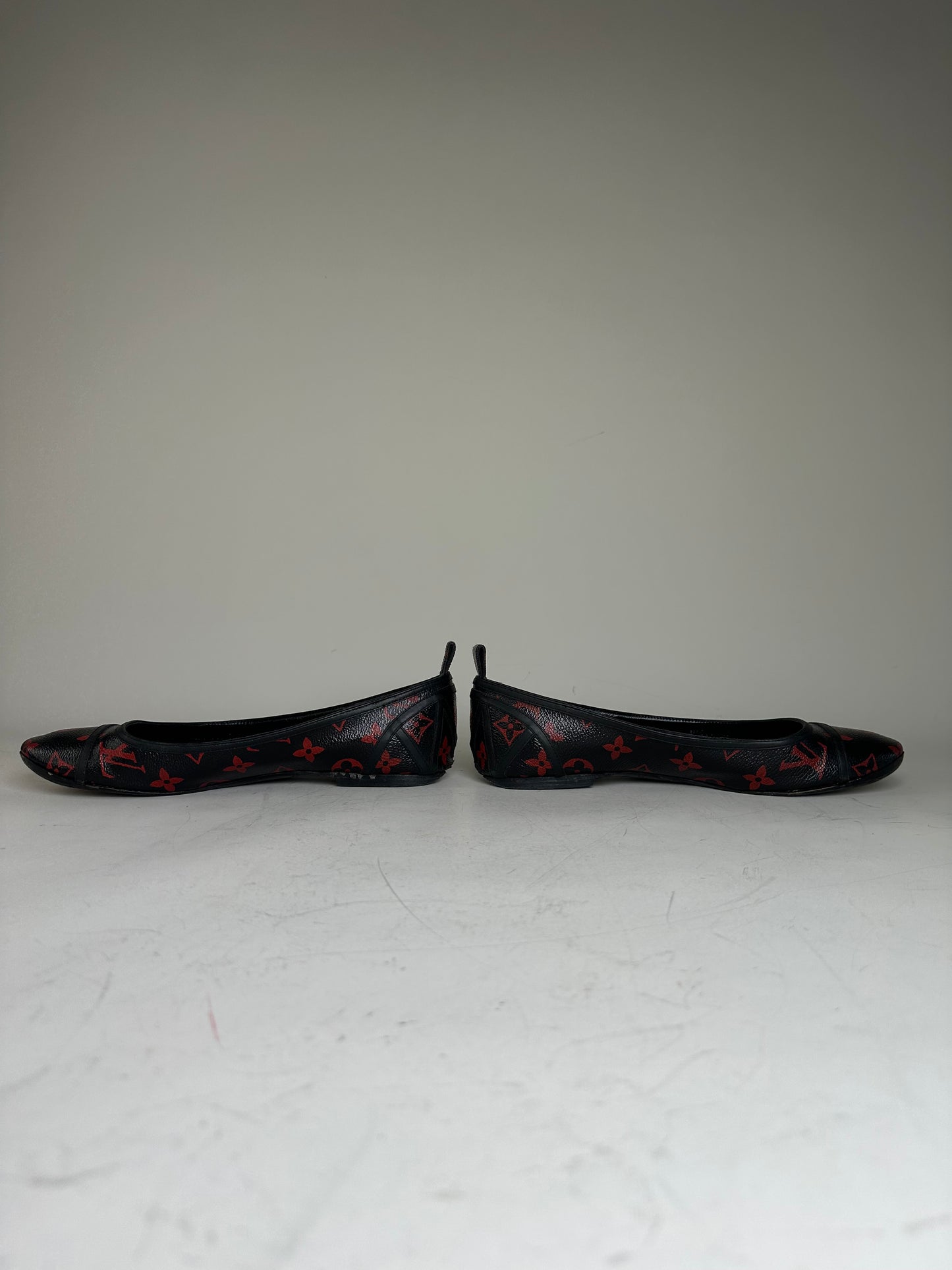 Vintage Louis Vuitton Monogram Canvas Ballerina Flats Black Red EU38.5