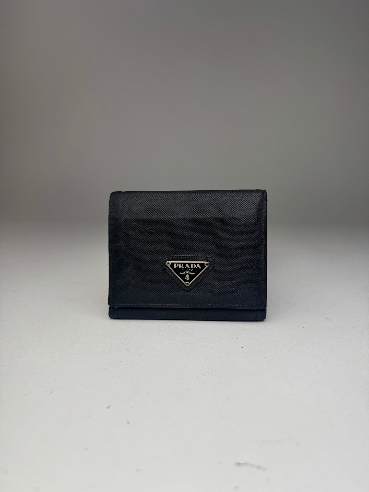 Vintage Prada Triangle Polyester leather wallet black